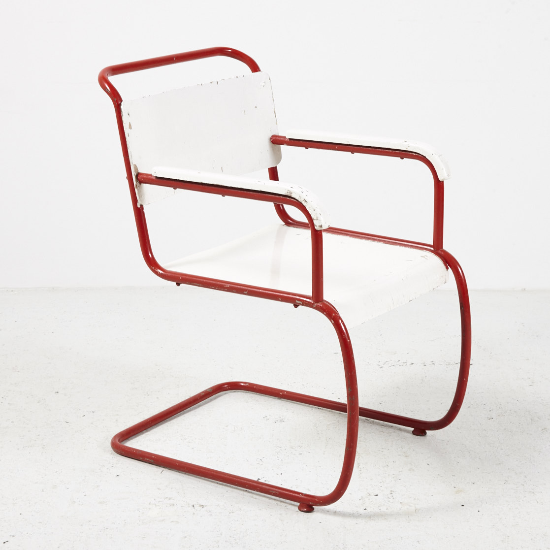 Piros-fehér Bauhaus karosszék