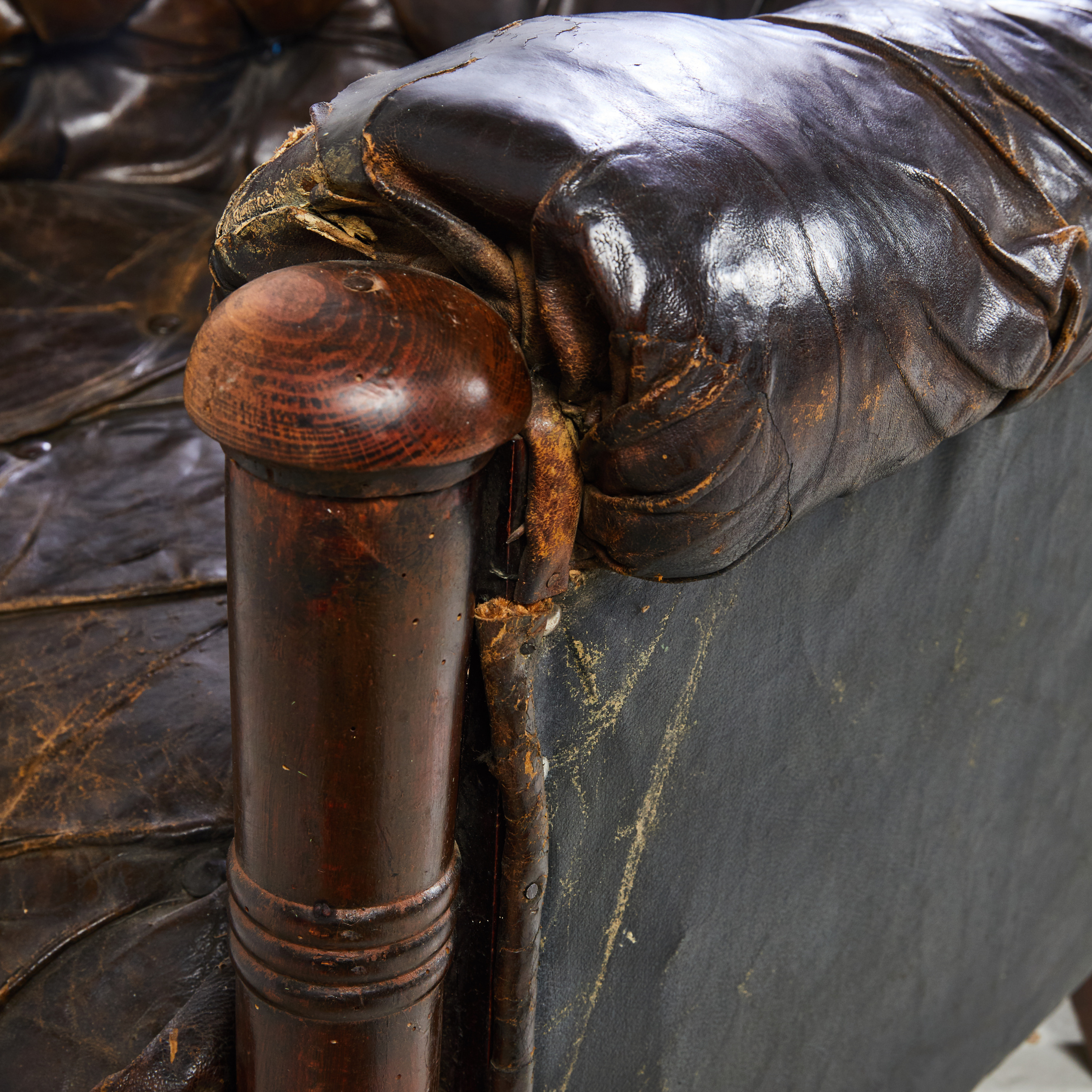 Antique chesterfield armchair - Image 5