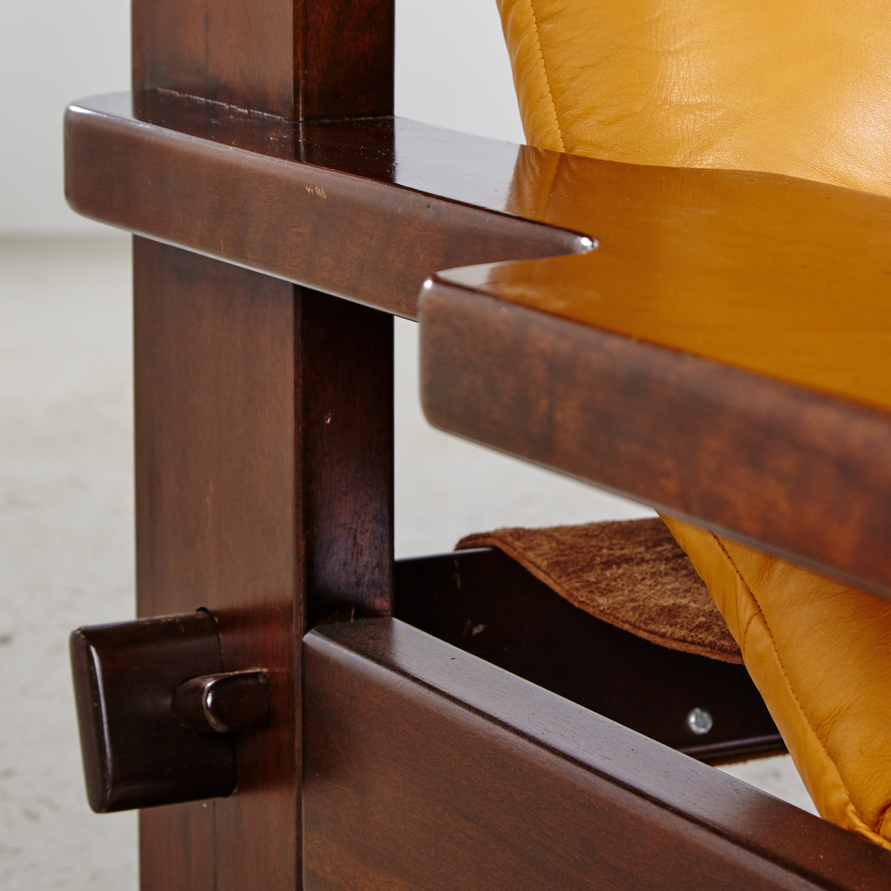 Jean Gillon sofa set - Image 4