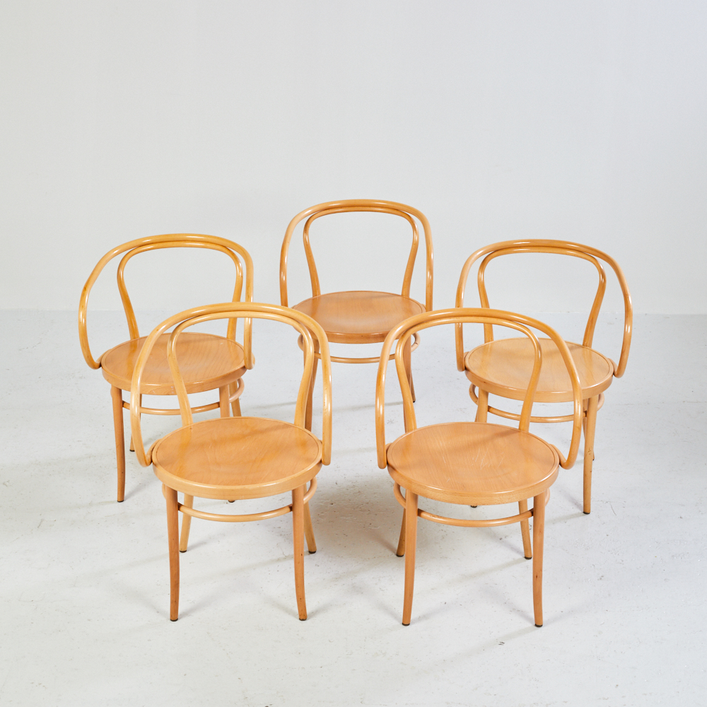 August Thonet No. 209 karosszék