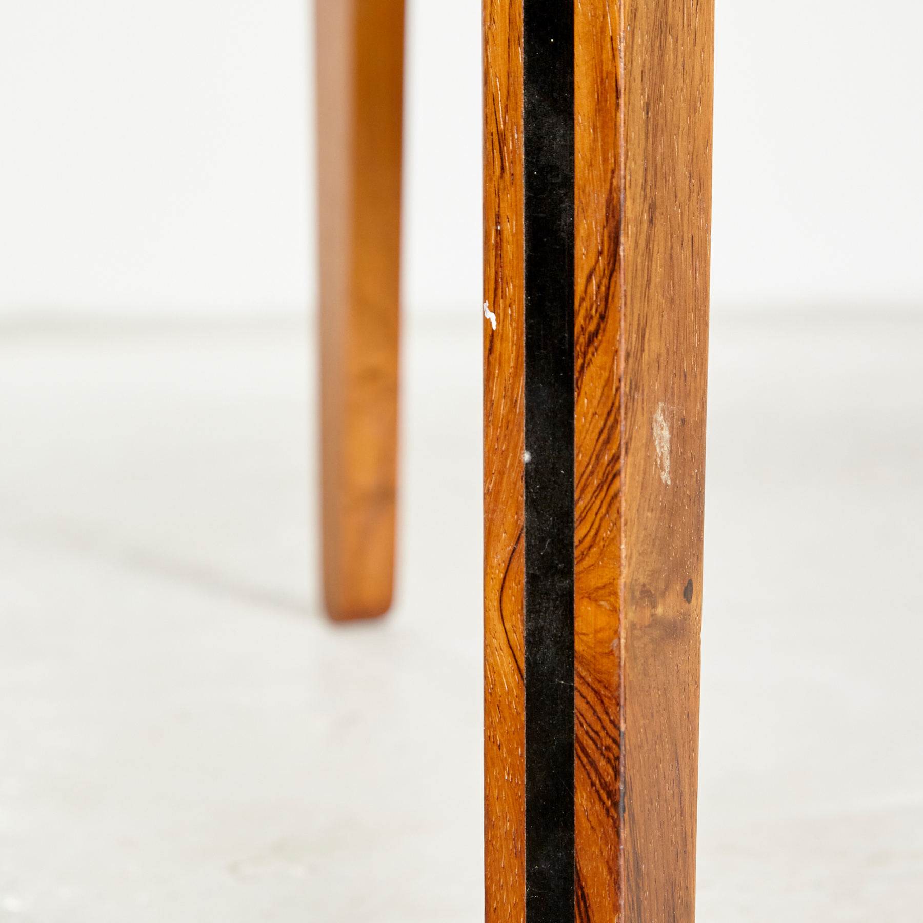 Sven Ellekaer rózsafa dohányzóasztal - Image 6