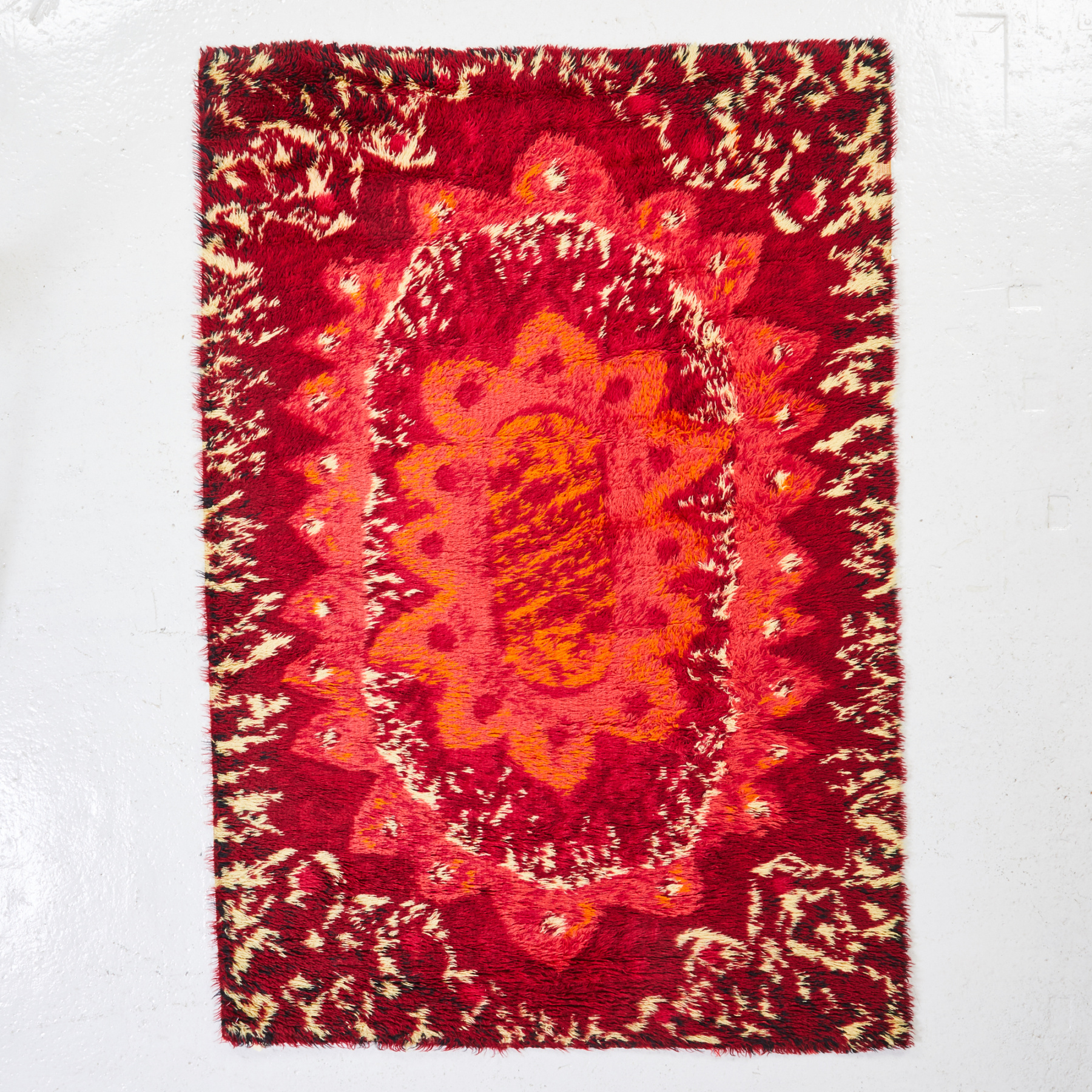 Piros Bergross szőnyeg