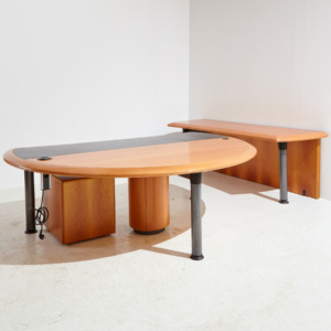 Olasz vezetői asztal