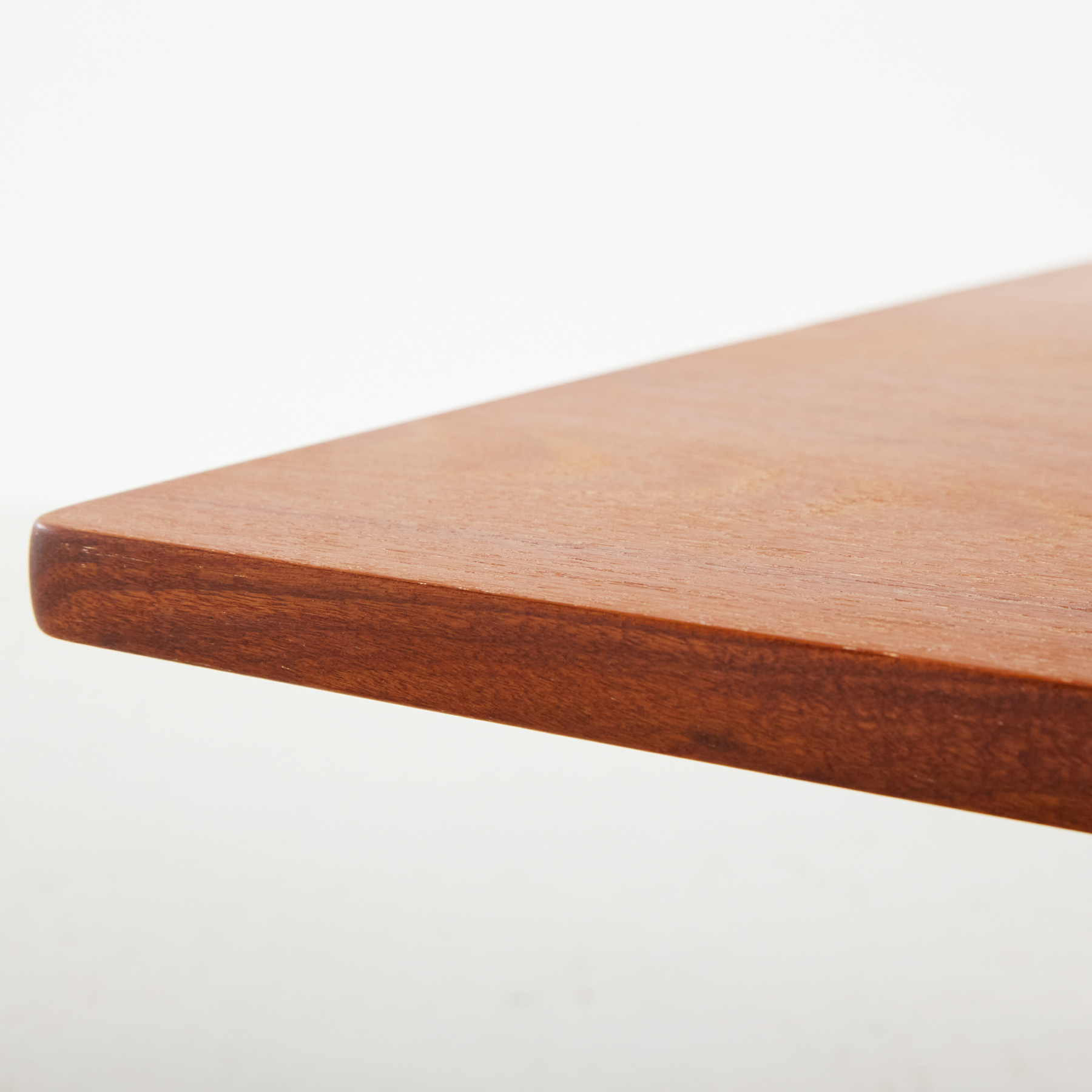 Hunting coffee table by Børge Mogensen for Frederica - Image 6