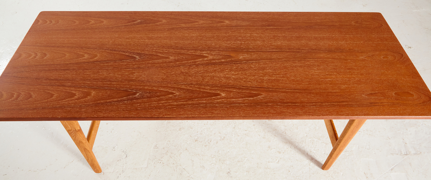 Hunting coffee table by Børge Mogensen for Frederica - Image 8