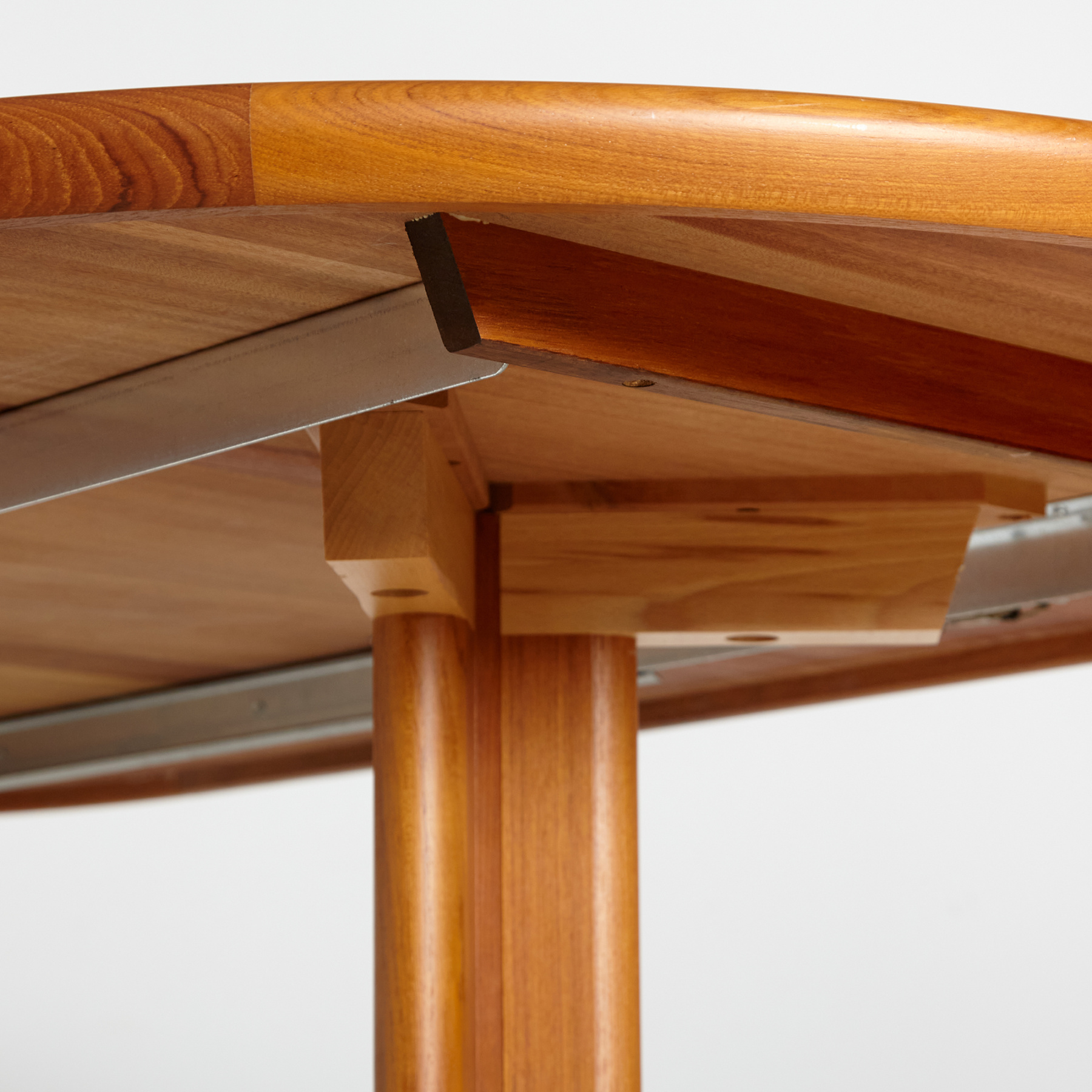 Skovby teak dining table - Image 4
