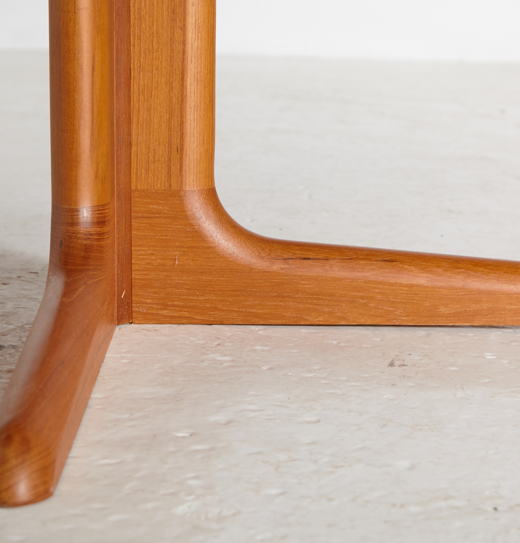 Skovby teak dining table - Image 6