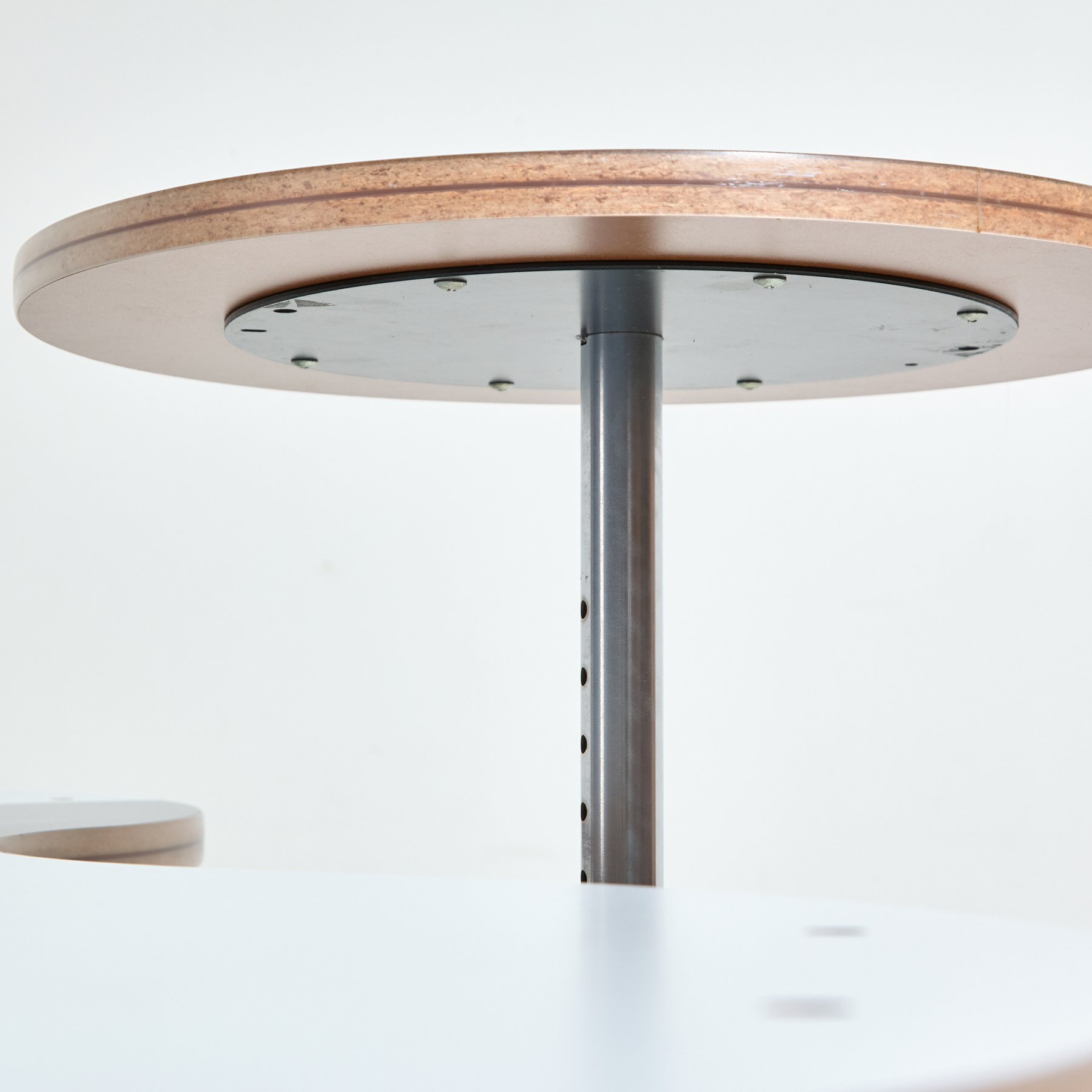 Ayse Birsel Red Rocket íróasztal - Image 9