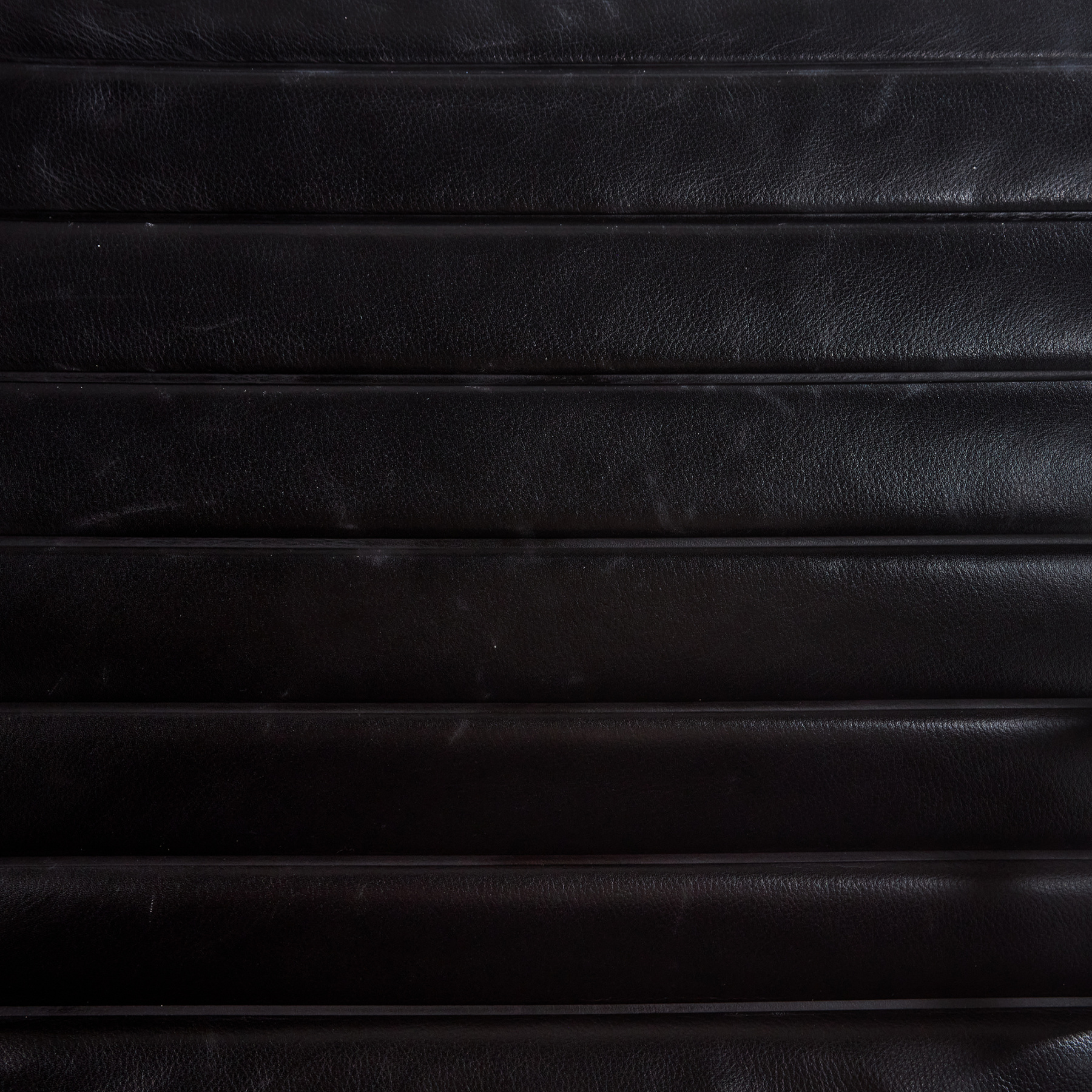 EA108 office swivel chair by Charles & Ray Eames for Vitra - Image 15