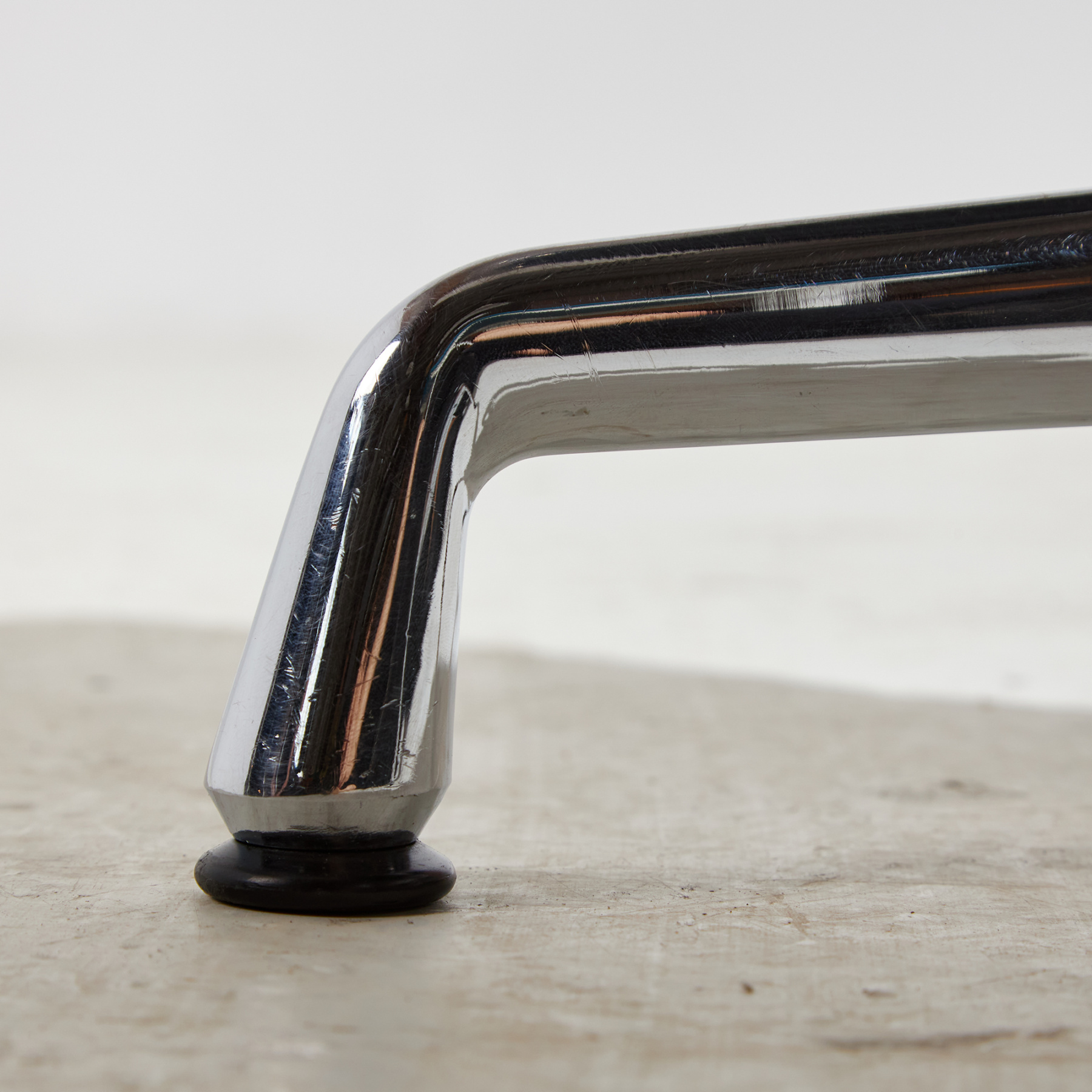 EA108 office swivel chair by Charles & Ray Eames for Vitra - Image 25