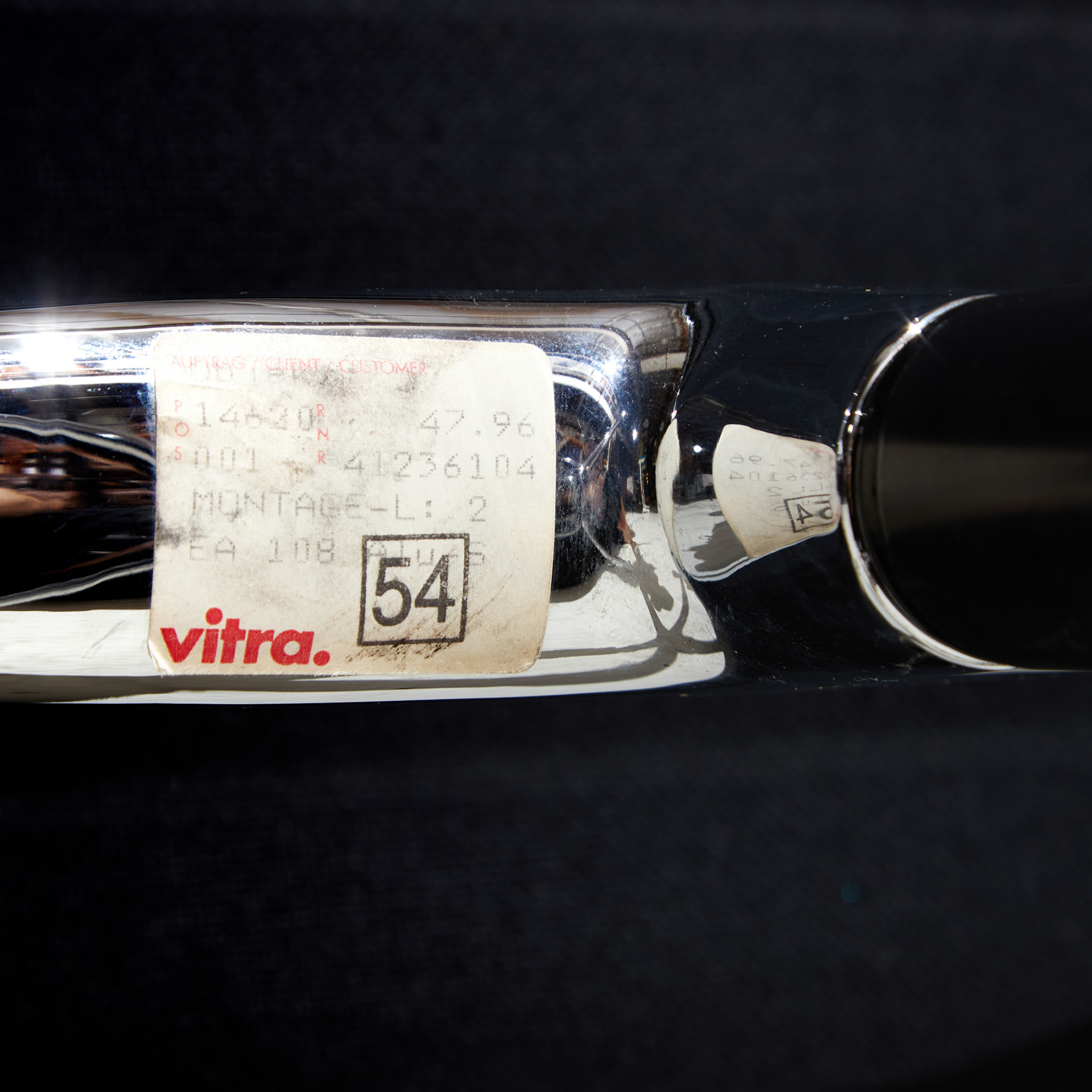 EA108 office swivel chair by Charles & Ray Eames for Vitra - Image 32