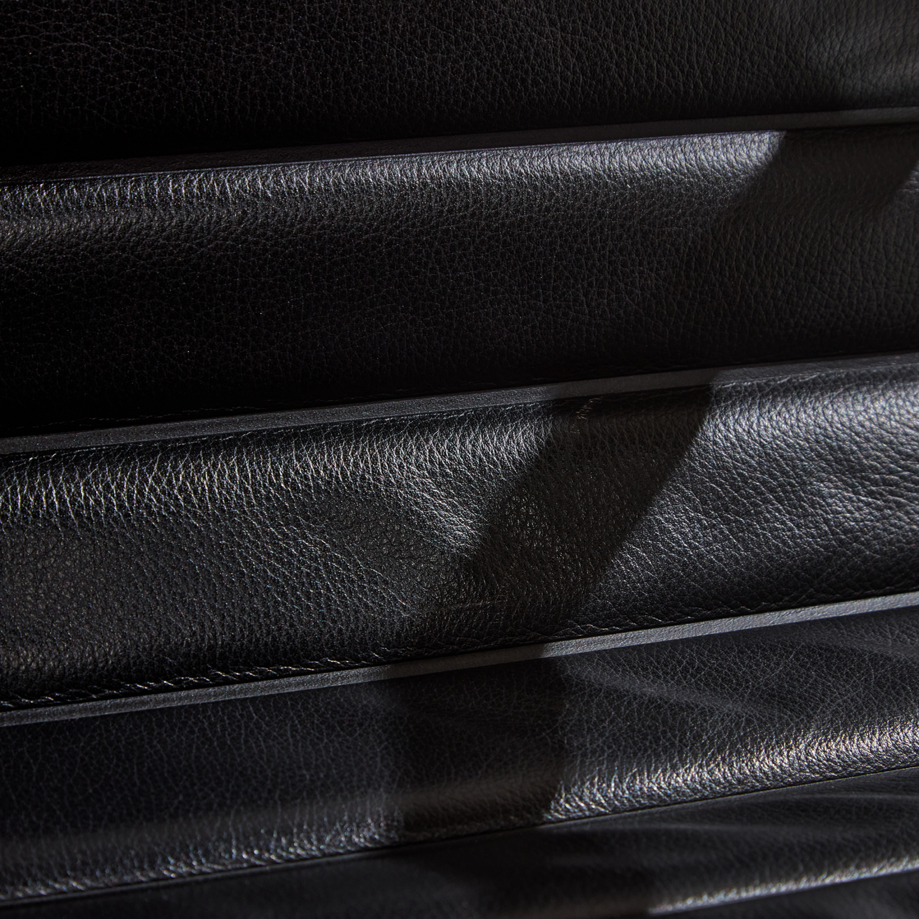 EA108 office swivel chair by Charles & Ray Eames for Vitra - Image 35