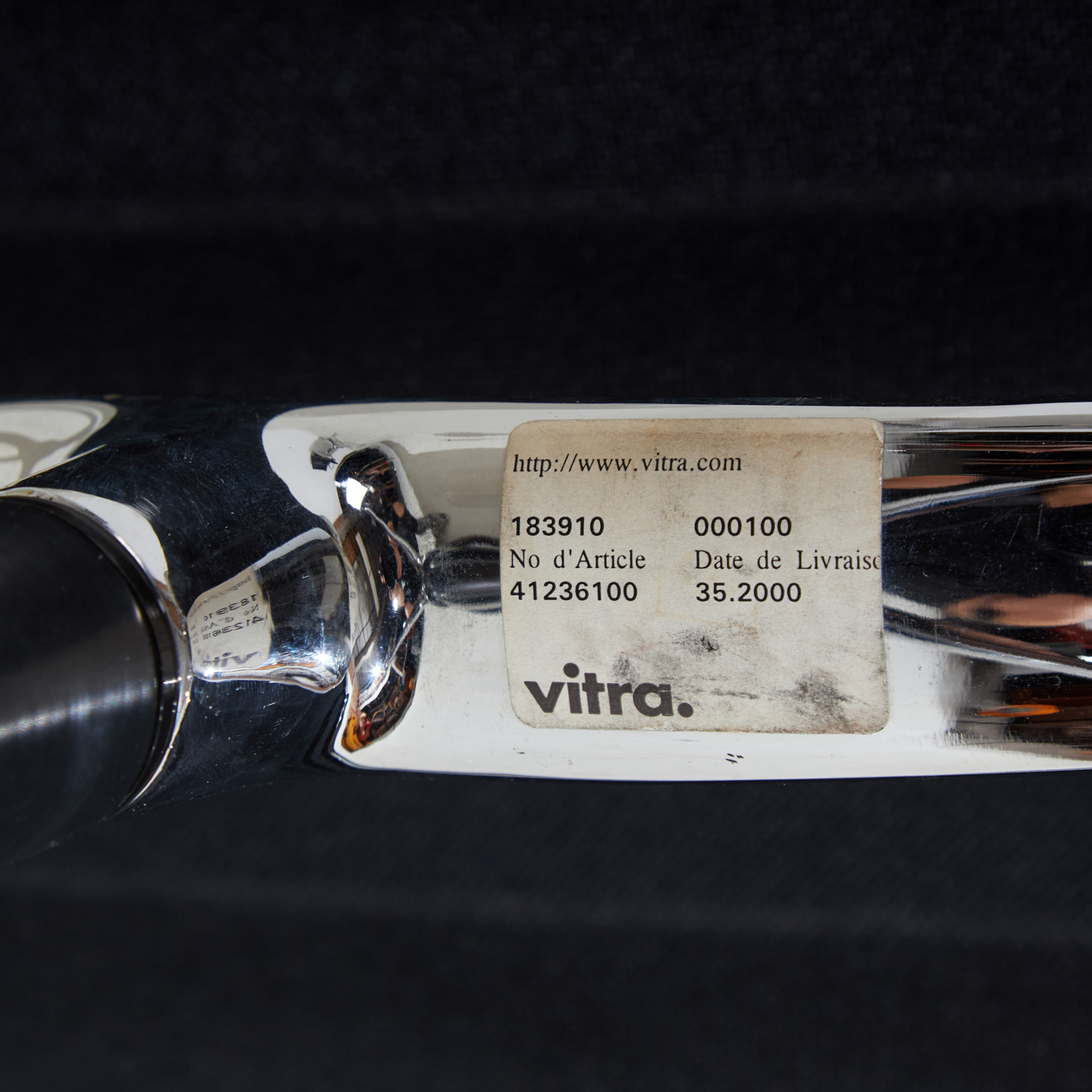 EA108 office swivel chair by Charles & Ray Eames for Vitra - Image 41