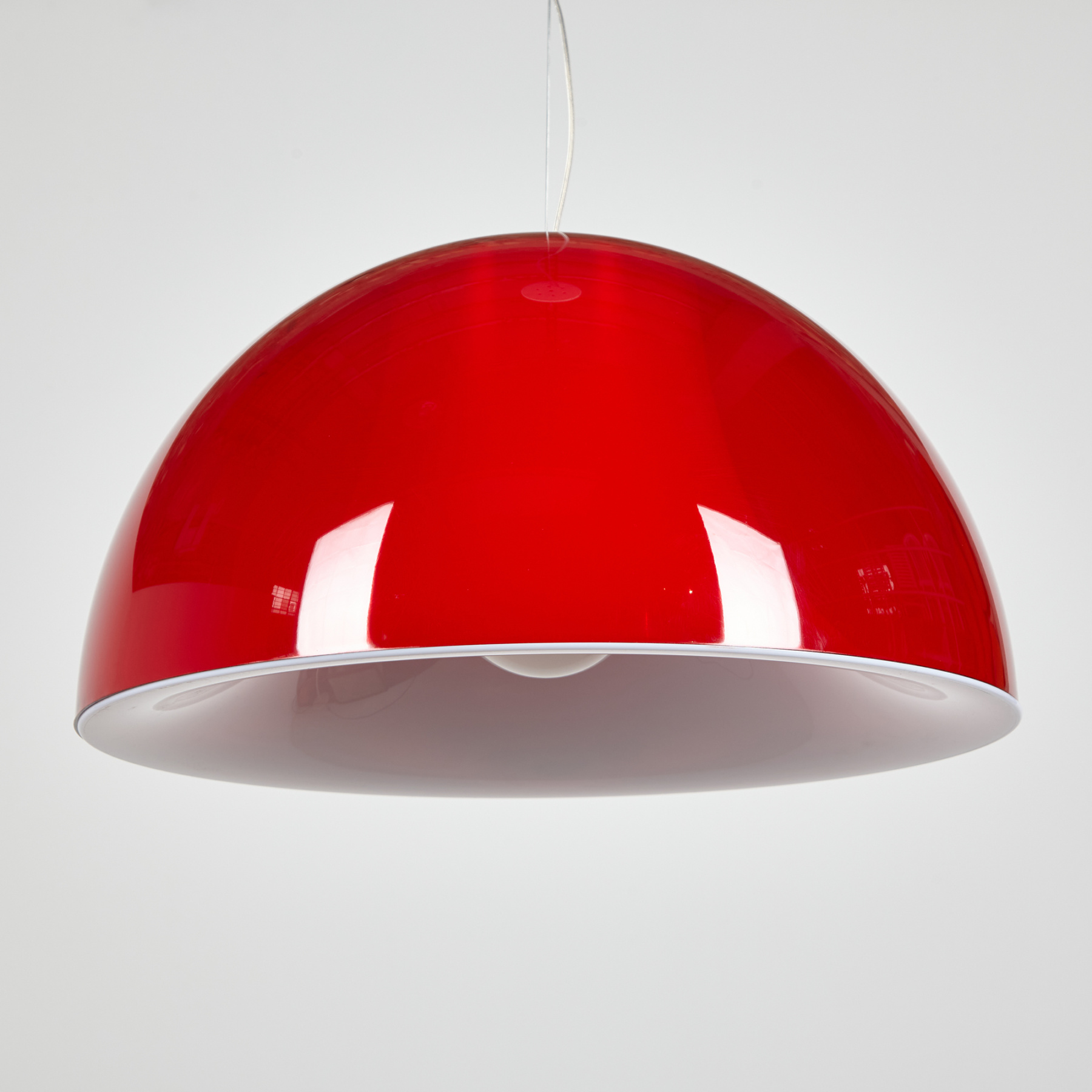 Alberto Basaglia és Natalia Rota Nodari L002S műanyag függeszték