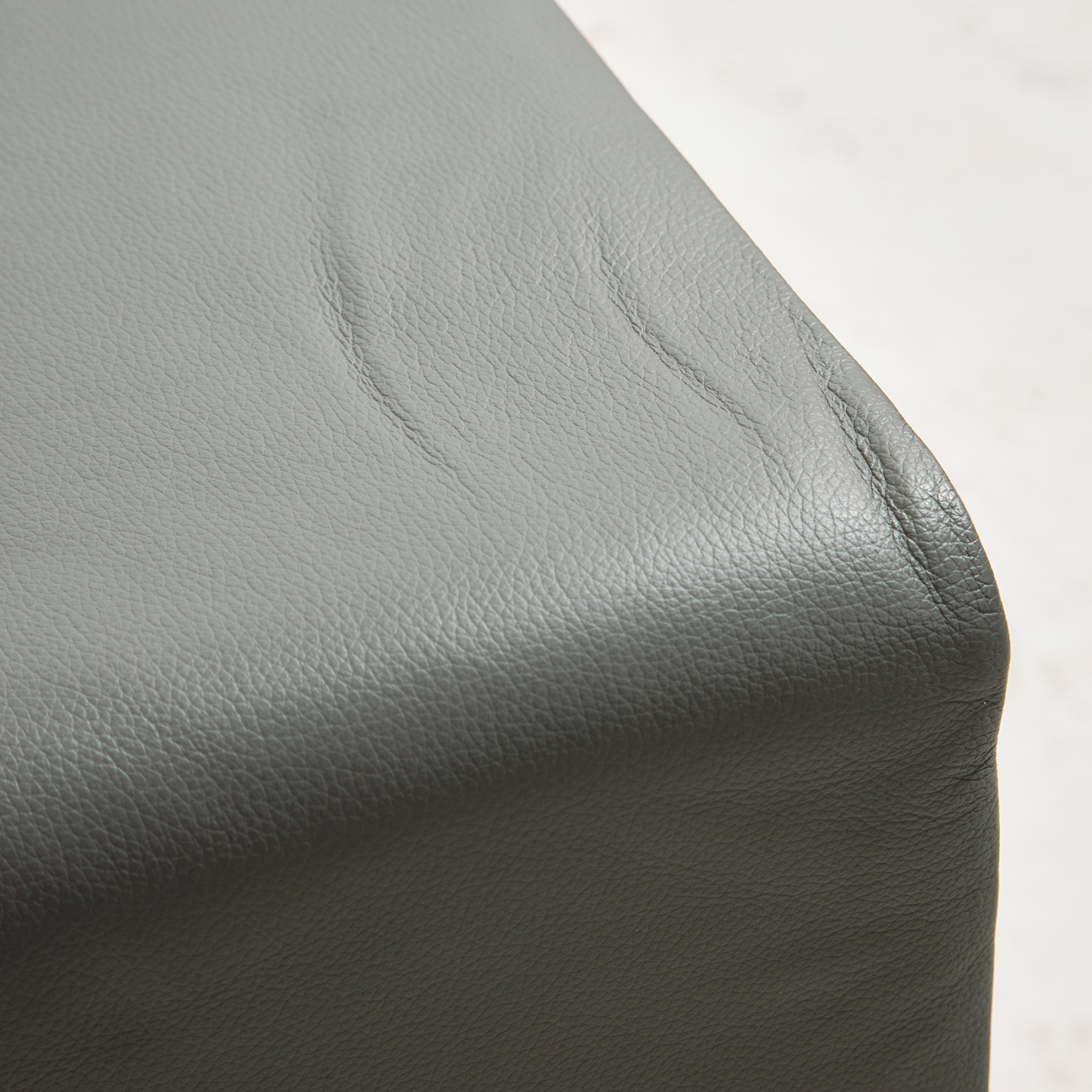 Kensaku Oshiro Brix fotel - Image 15