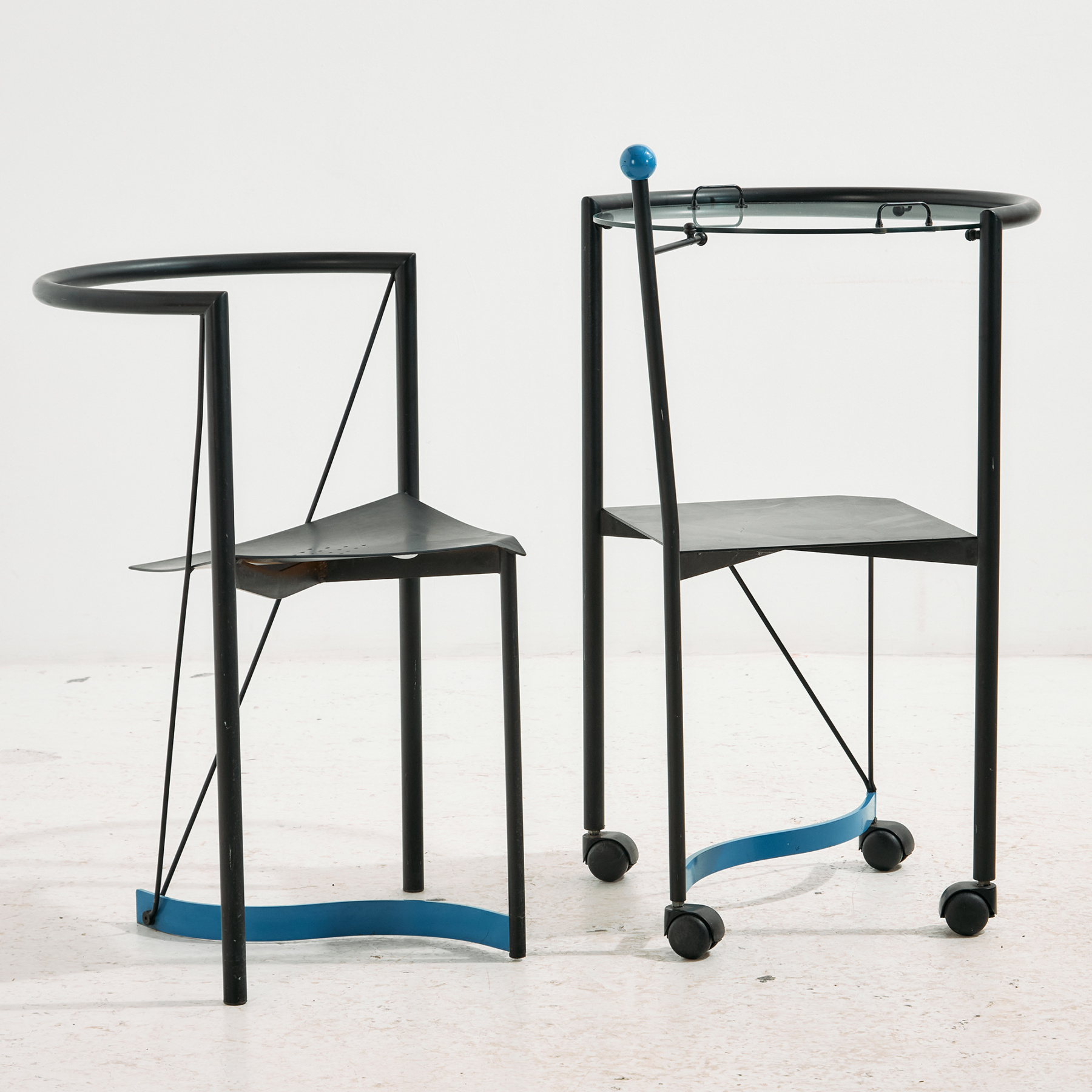 Postmodern armchair and table, Set of 2