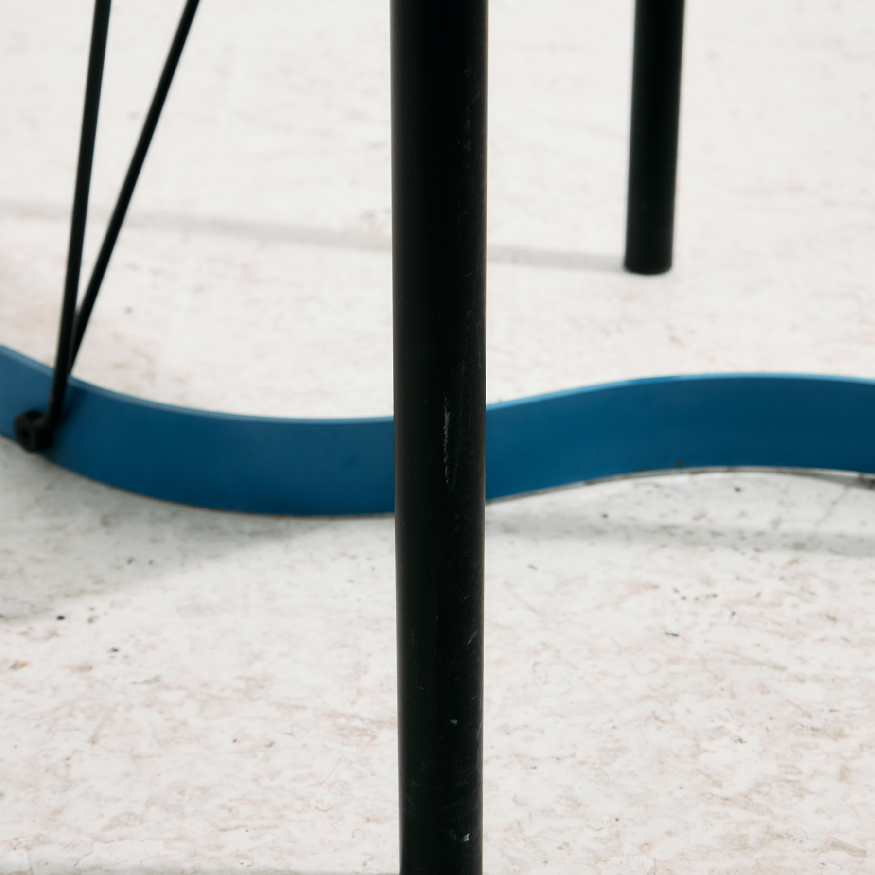 Postmodern armchair and table, Set of 2 - Image 15