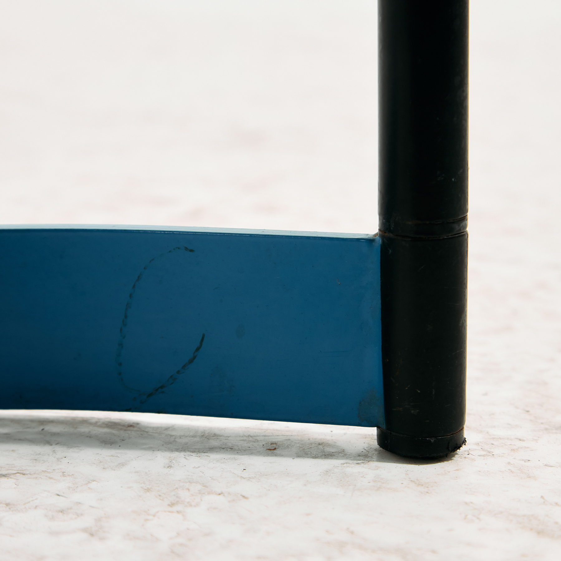 Postmodern armchair and table, Set of 2 - Image 20