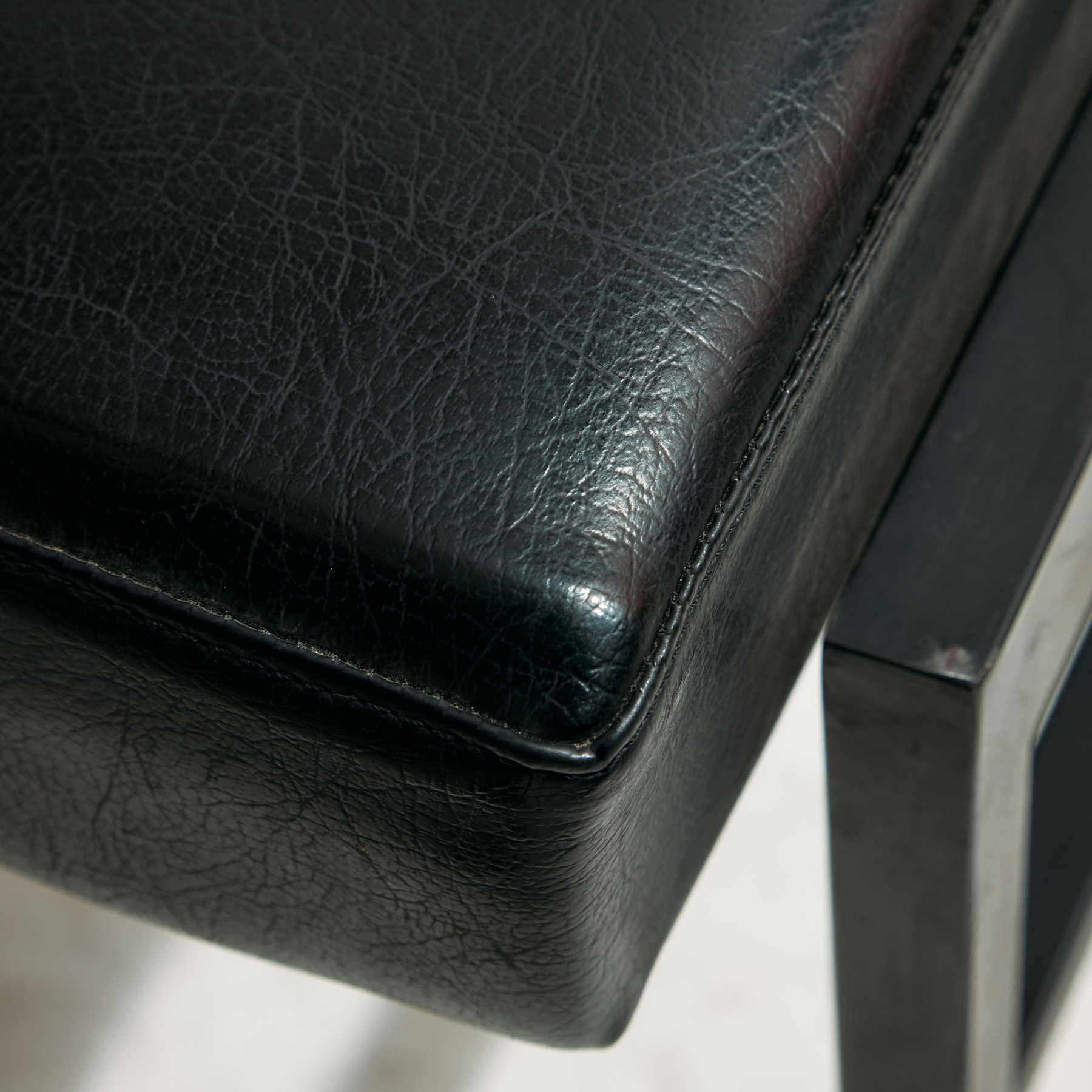 Fémvázas karosszék - Image 30