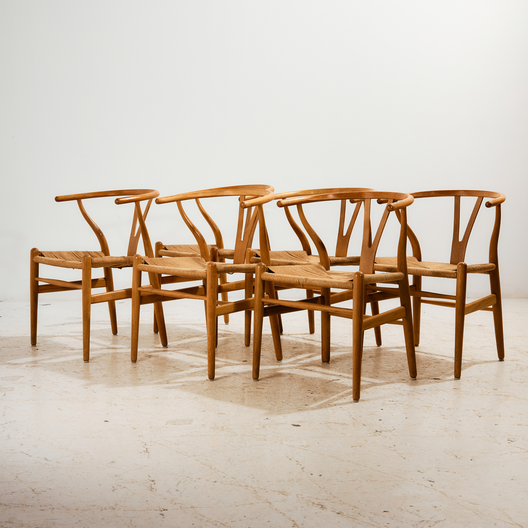 Wishbone chair by Hans J. Wegner for Carl Hansen & Søn, Set of 6