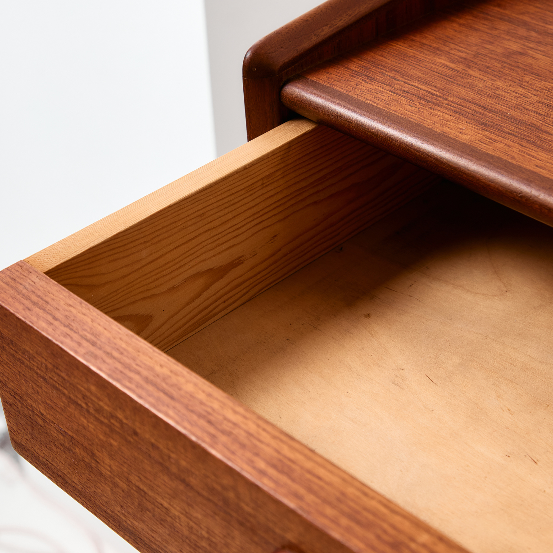 Teak és bükk fali éjjeliszekrény, 2 darabos szett - Image 18