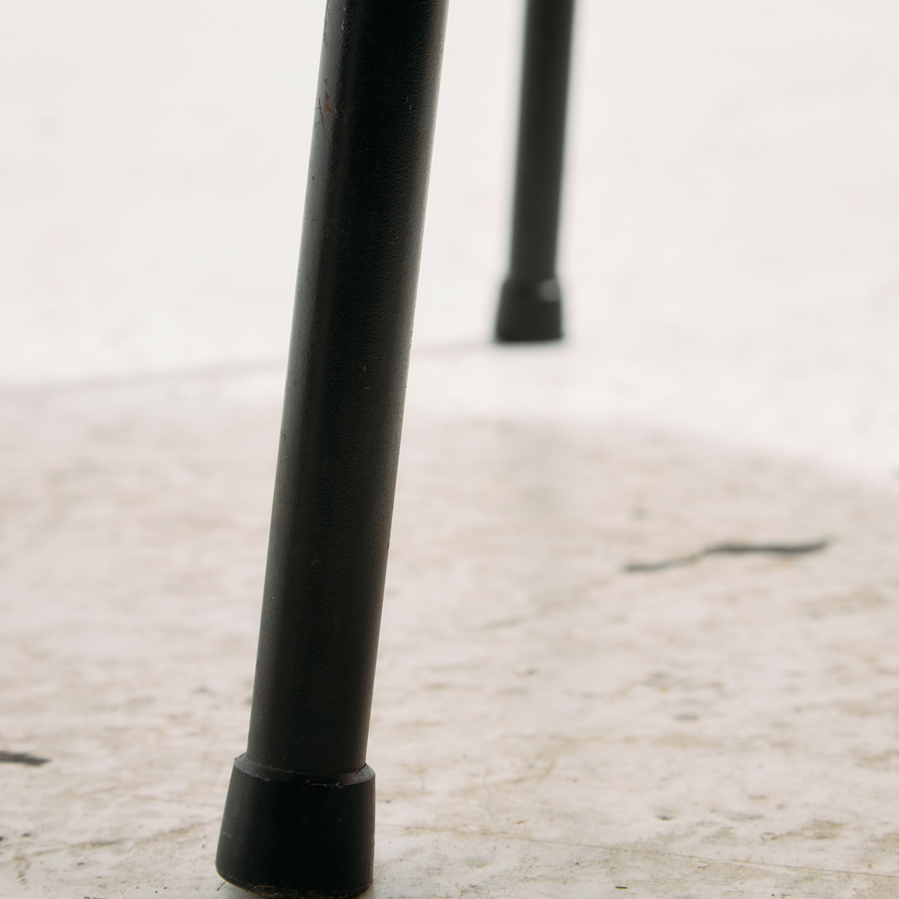 Teak chair with writing tablet - Image 16