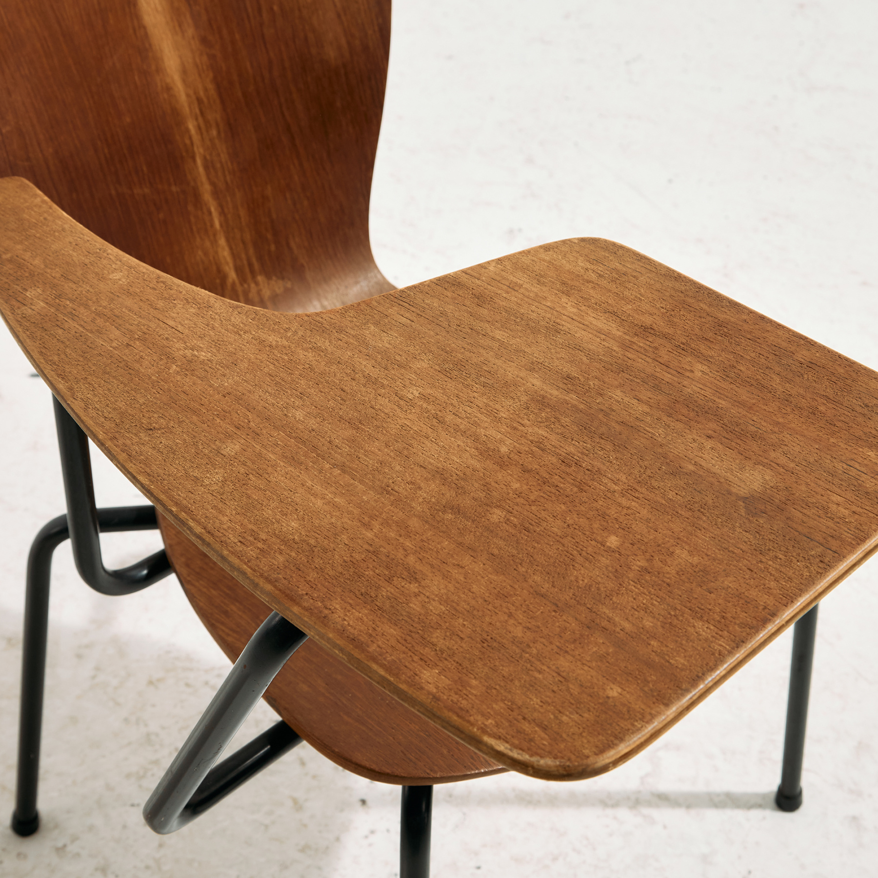 Teak chair with writing tablet - Image 8