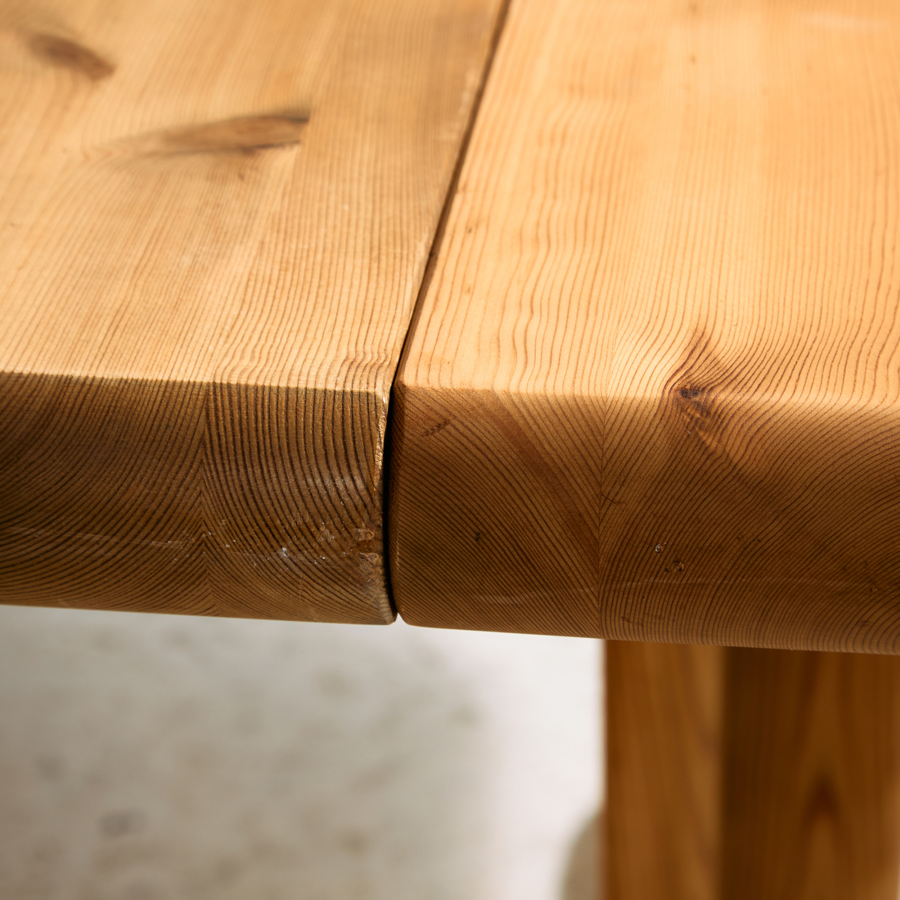 Rainer Daumiller fenyő étkezőgarnitúra, 7 darabos szett - Image 27