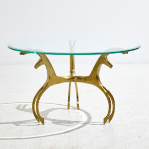 Sárgaréz dohányzóasztal