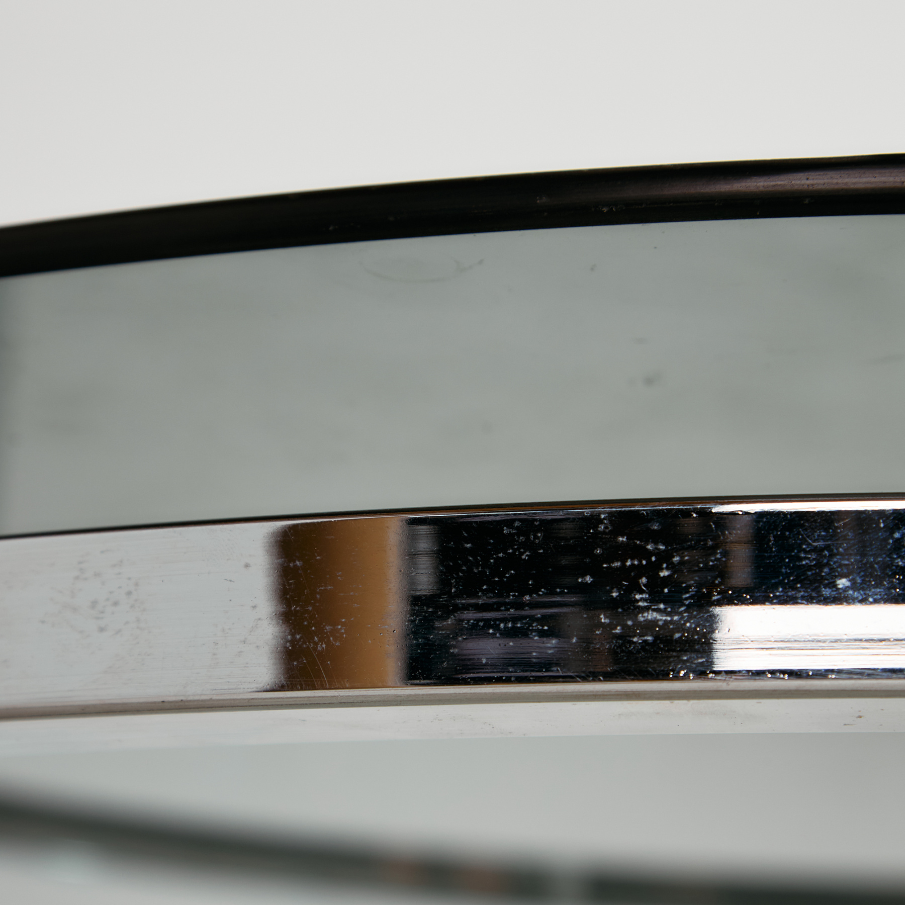 Chrome and glass coffee table - Image 12