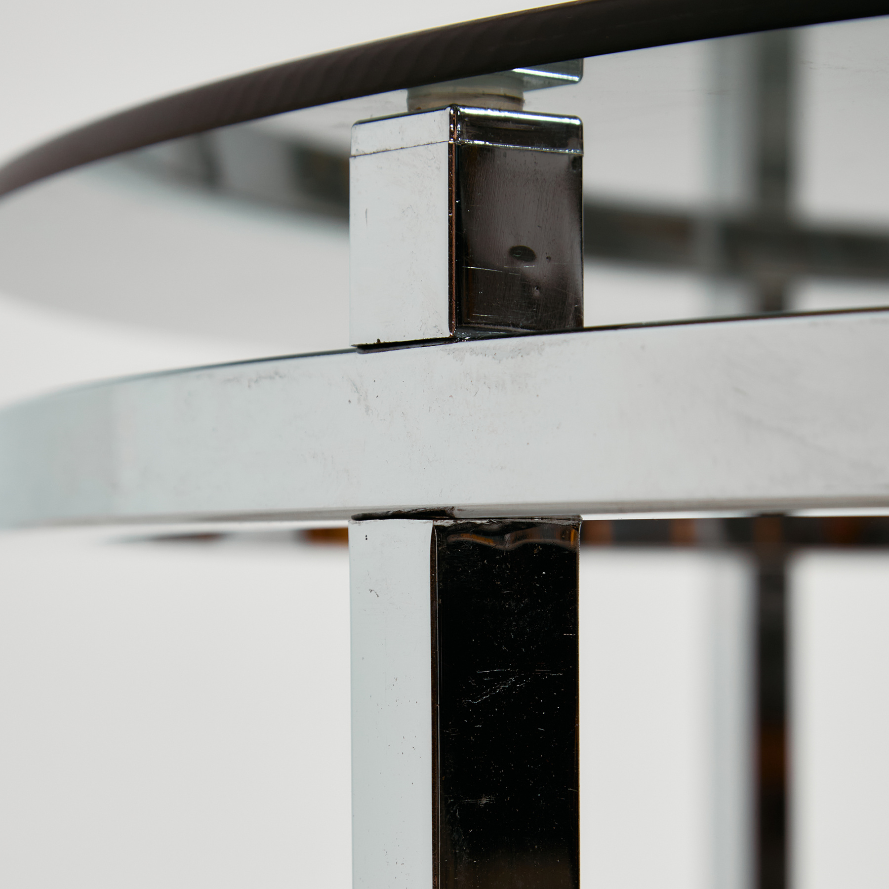 Chrome and glass coffee table - Image 8