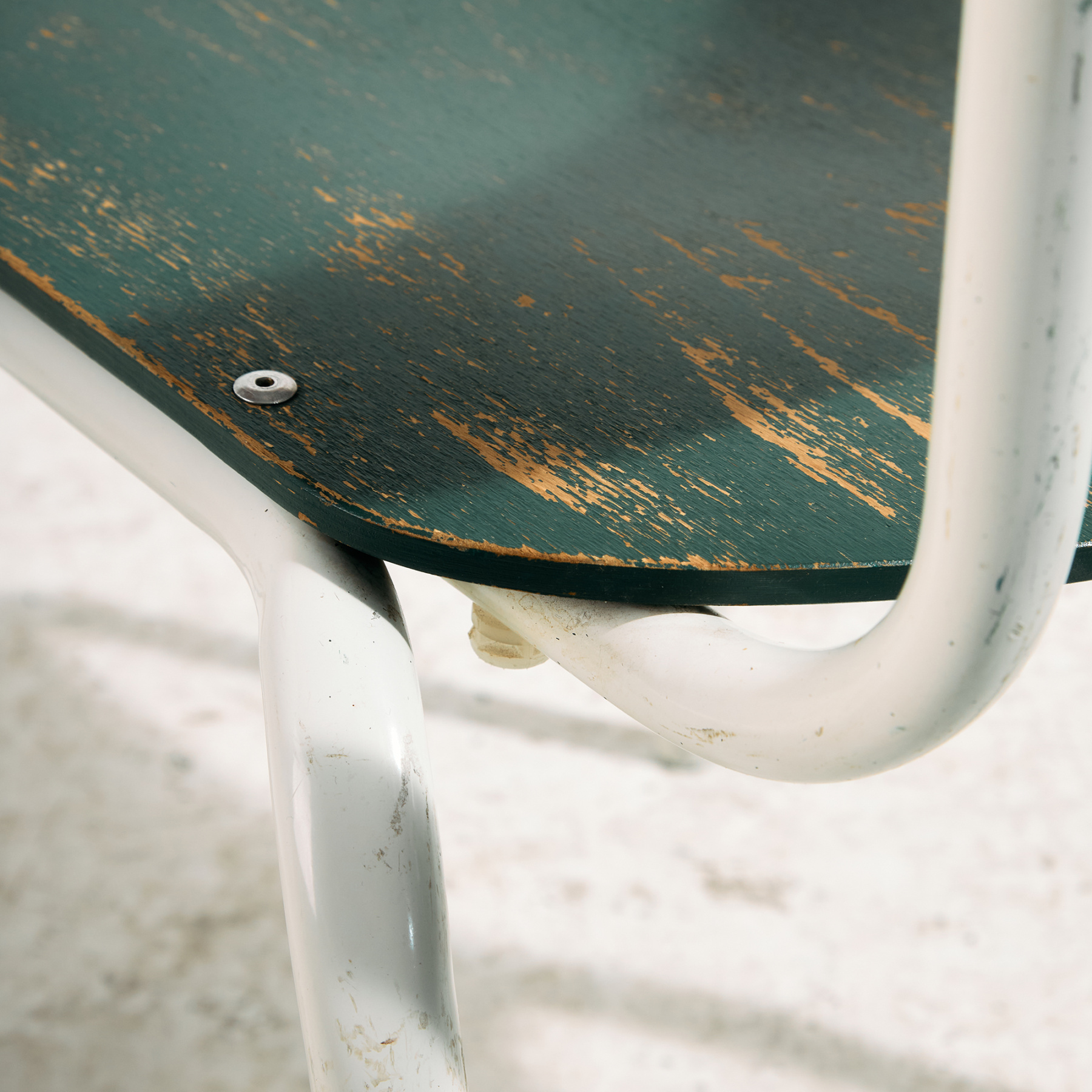 Metal frame chair - Image 15