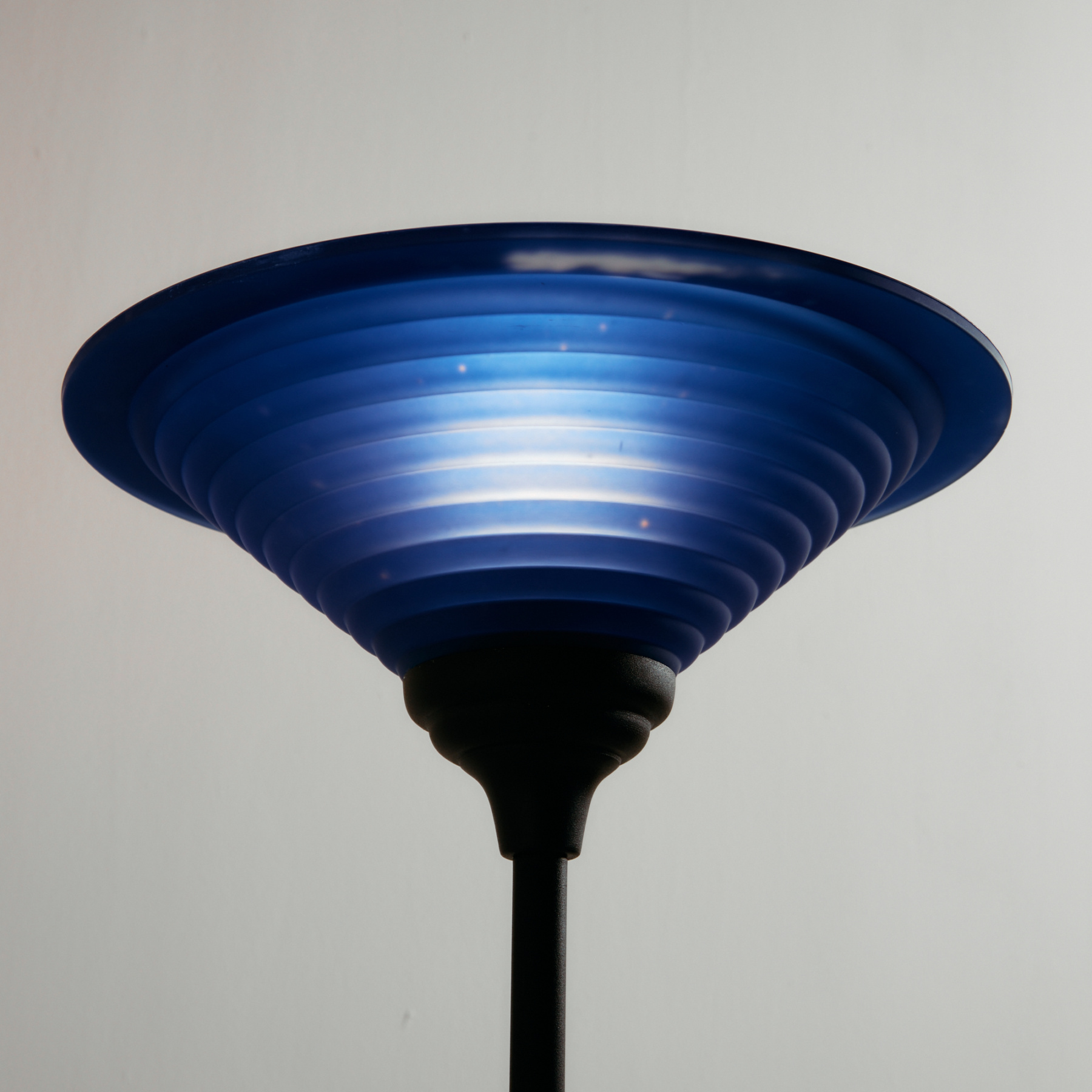 Postmodern style floor lamp - Image 3