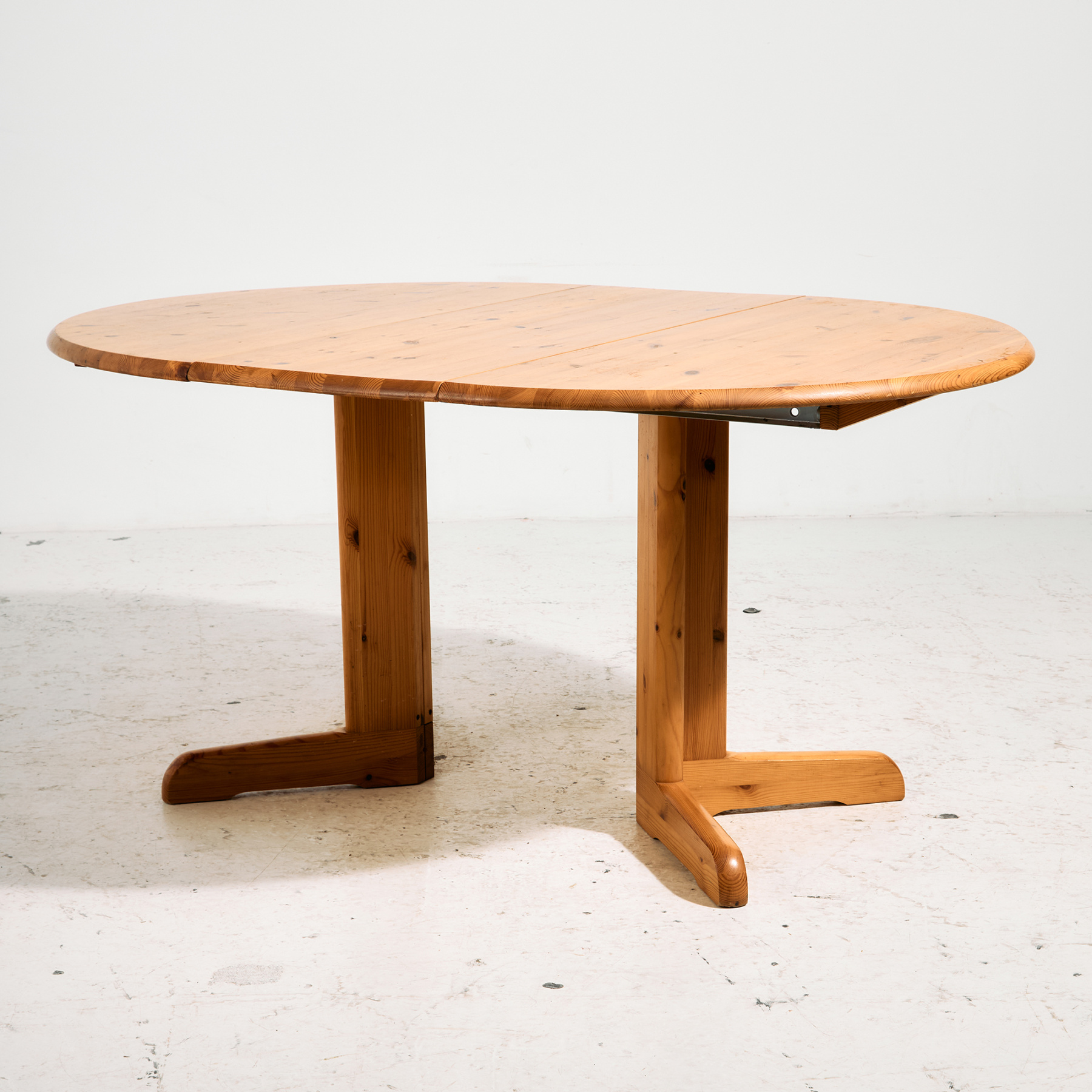 Pine dining set by Rainer Daumiller, Set of 7 - Image 38