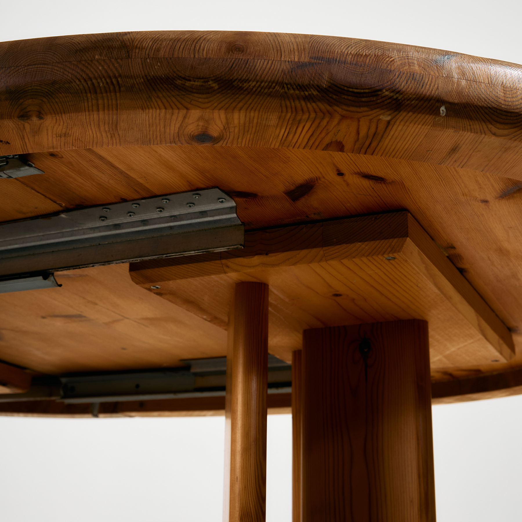 Rainer Daumiller fenyő étkezőgarnitúra, 7 darabos szett - Image 33