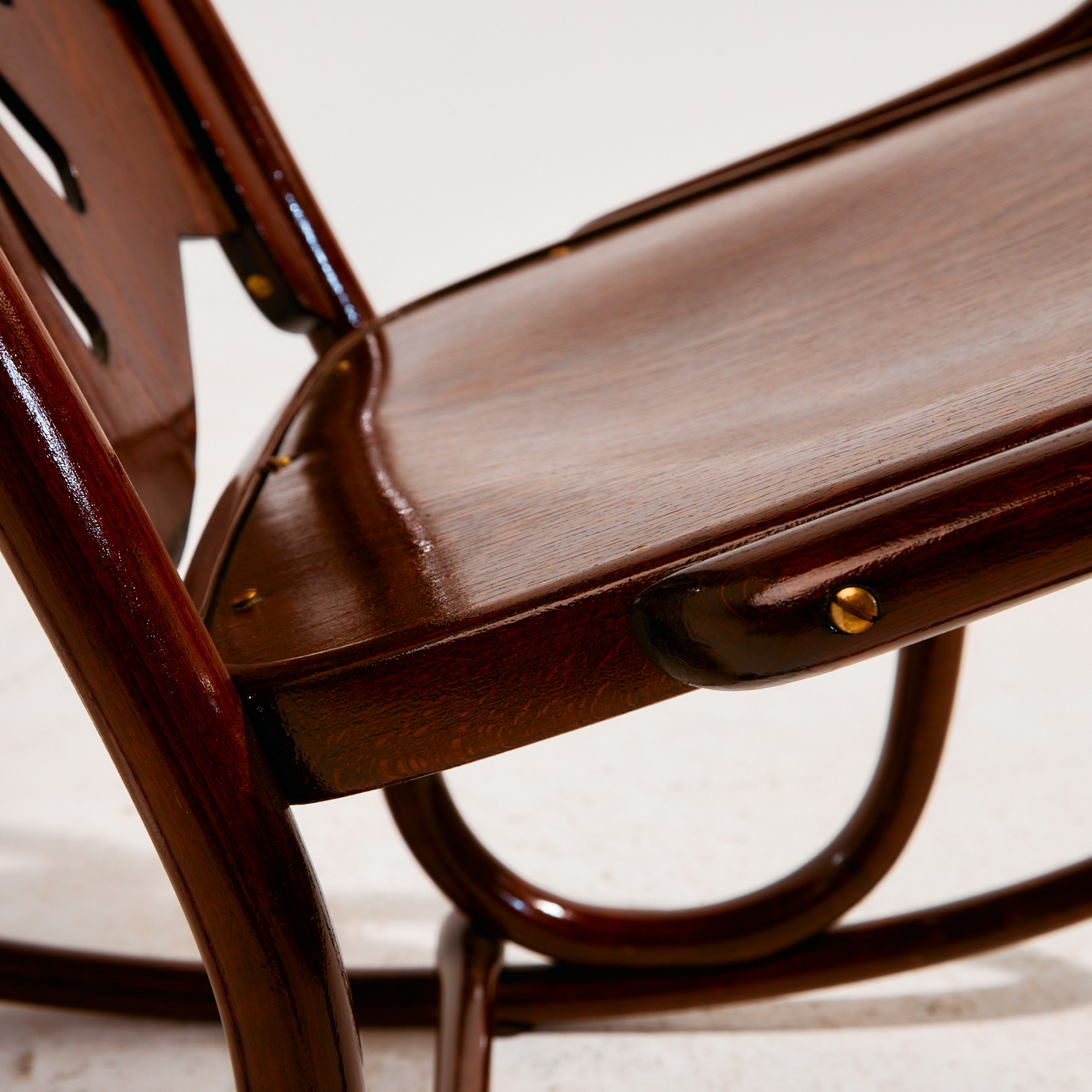 Gustav Siegel felújított bükk hintaszék - Image 26