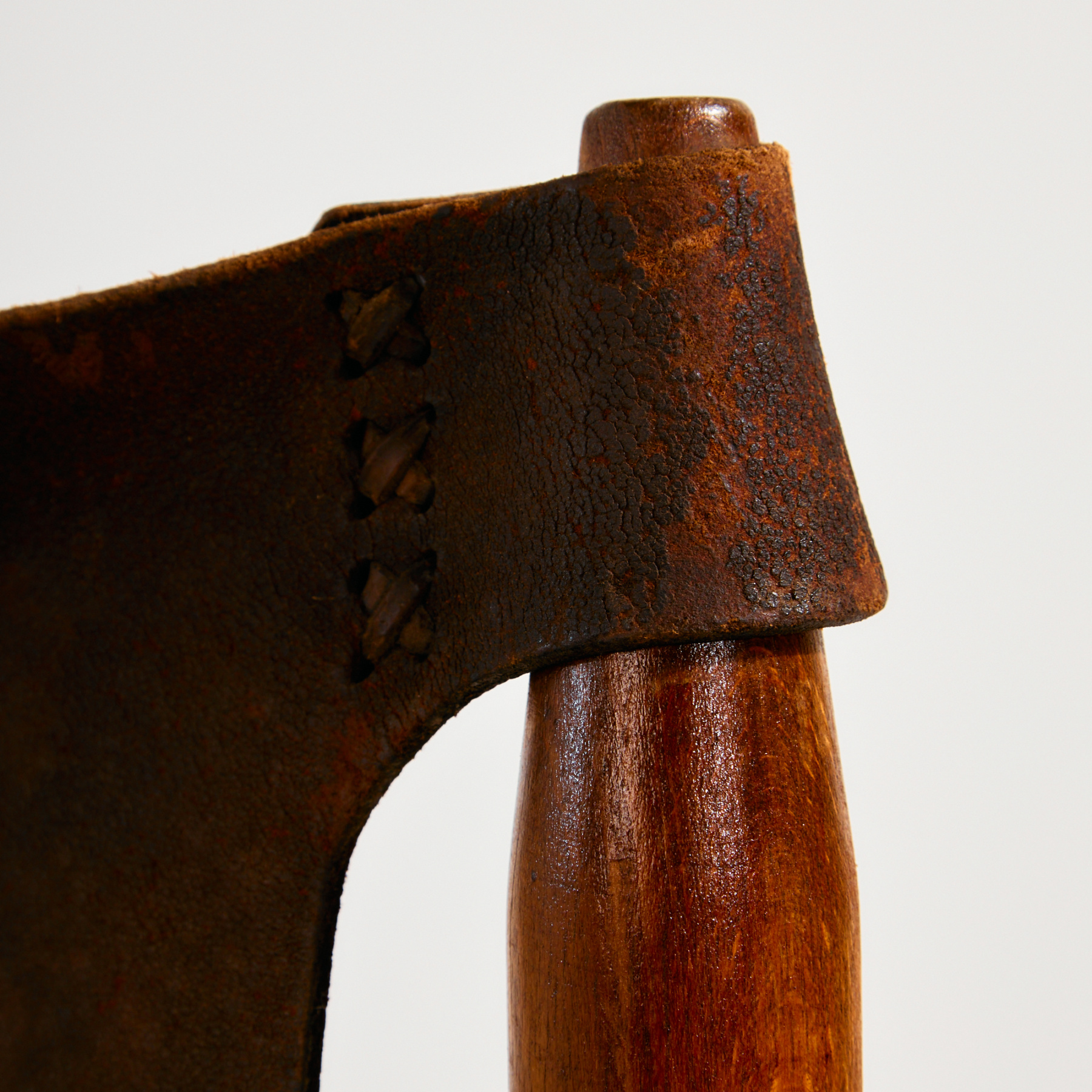 Magyar marhabőr fotel - Image 17