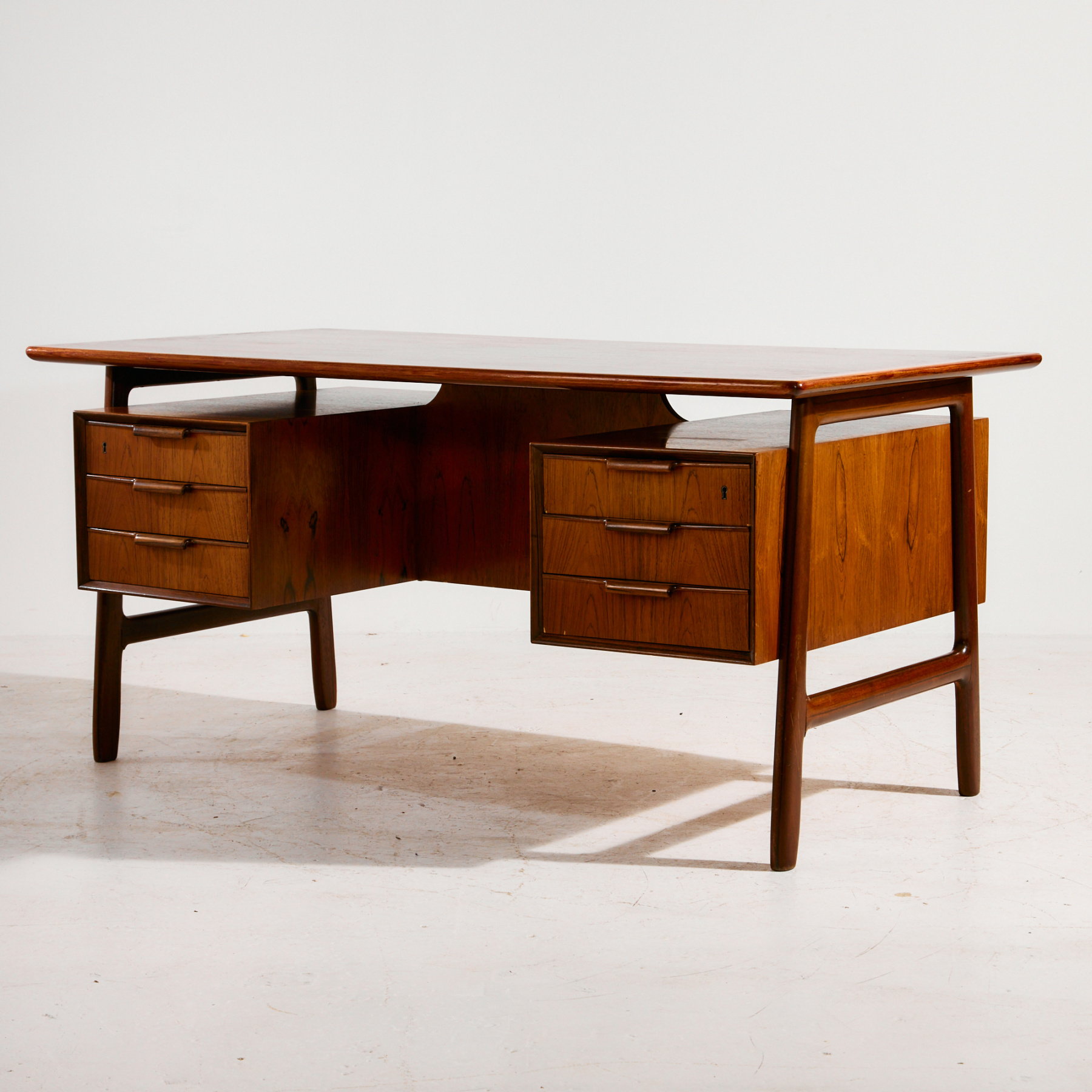 Model 75 rosewood desk by Gunni Omann for Omann Jun Møbelfabrik - Image 2