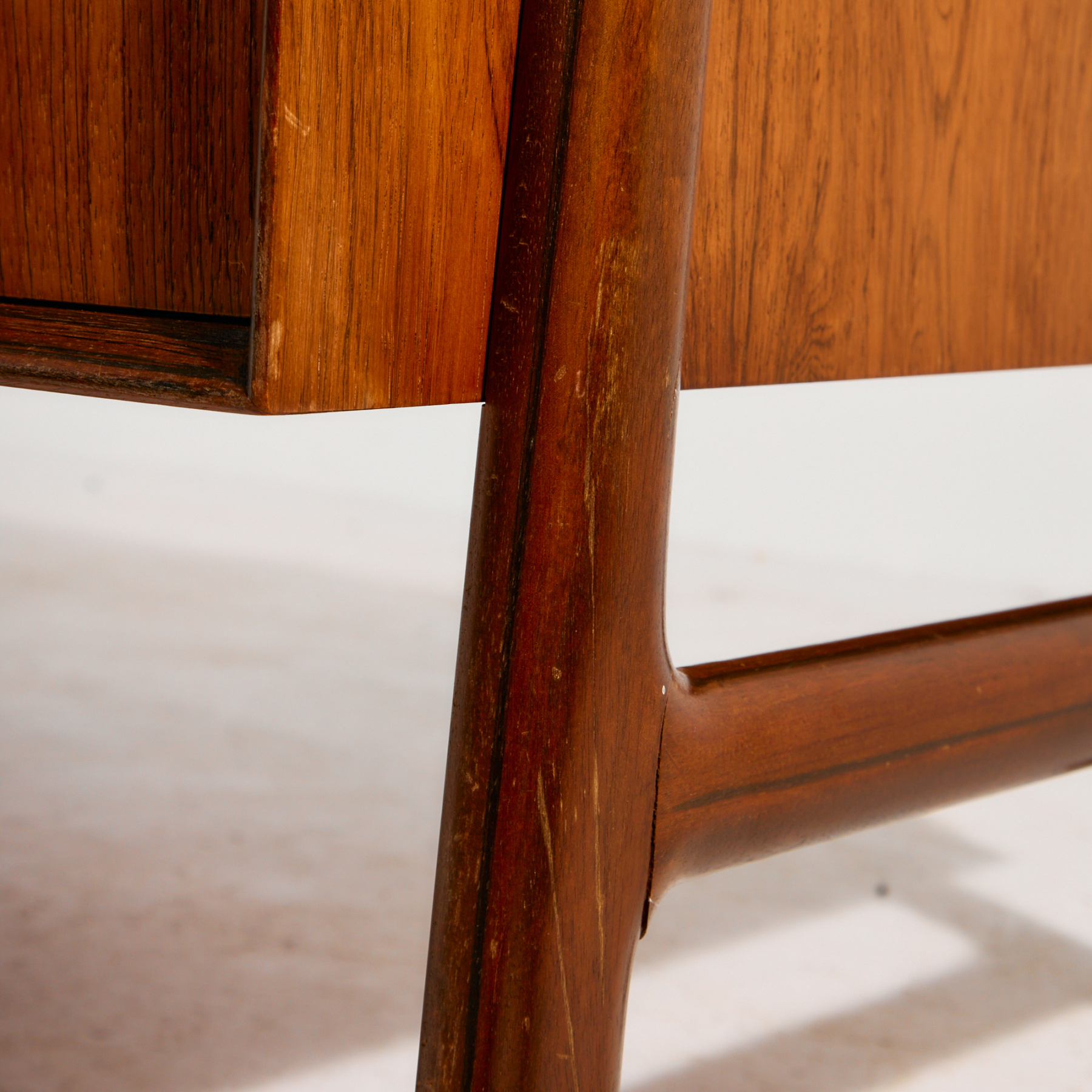 Model 75 rosewood desk by Gunni Omann for Omann Jun Møbelfabrik - Image 18