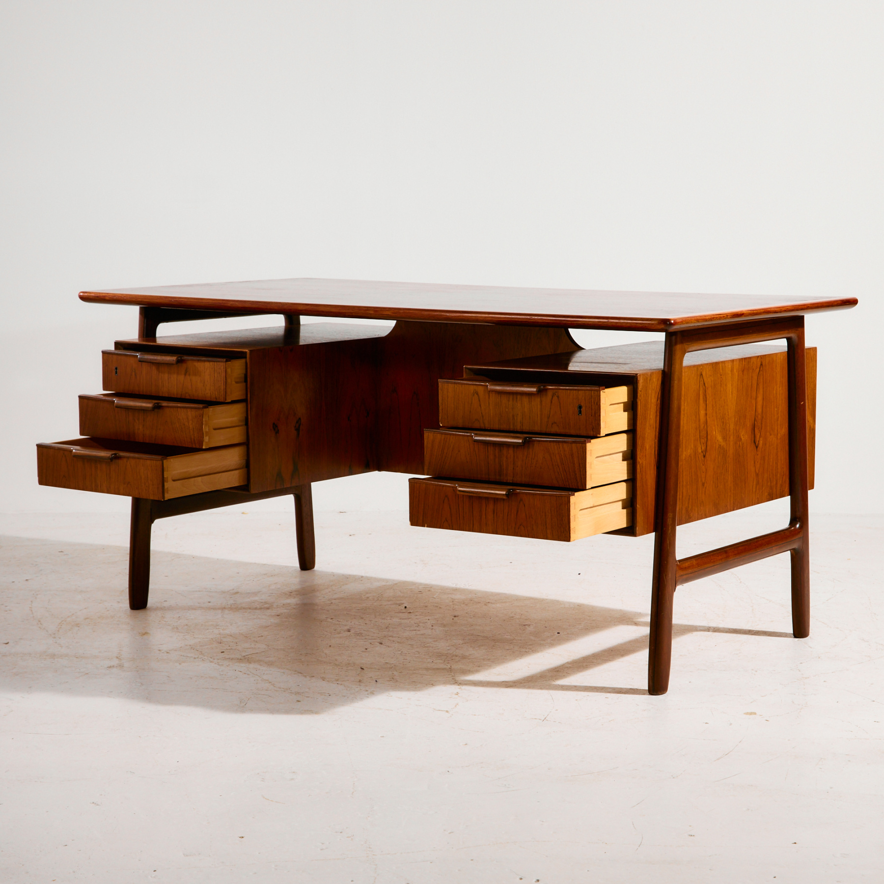 Model 75 rosewood desk by Gunni Omann for Omann Jun Møbelfabrik - Image 3