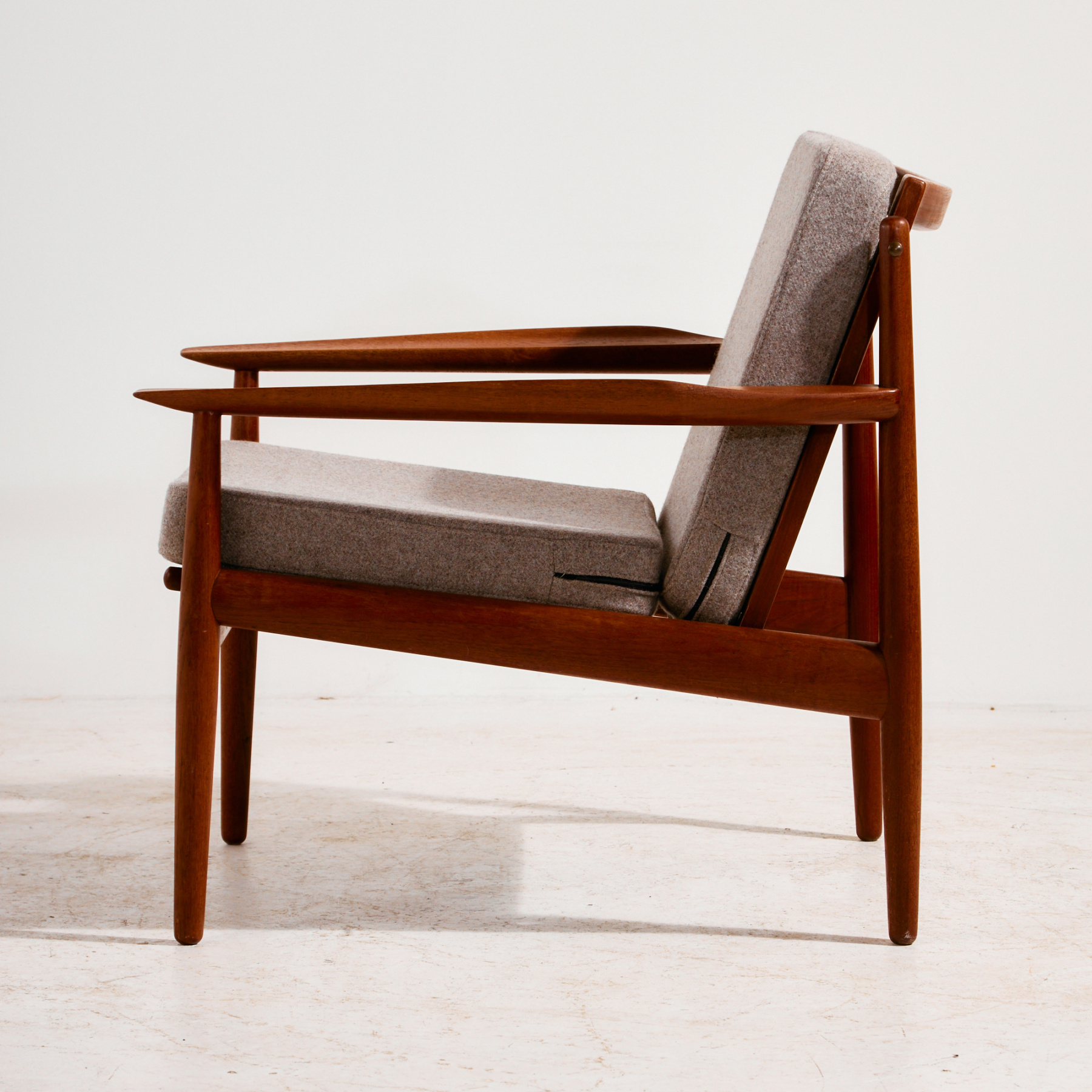 Restored teak armchair by Arne Vodder for Glostrup Møbelfabrik - Image 4