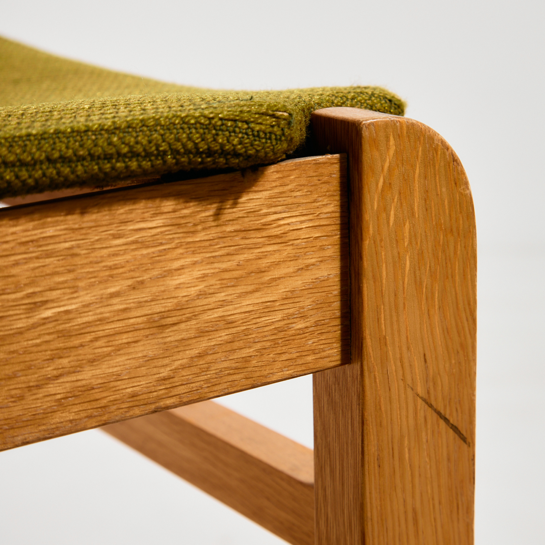 Rakásolható bükk szék - Image 8