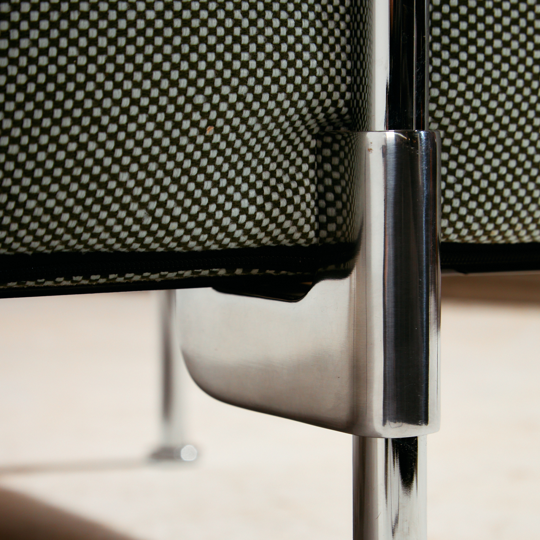 Alcove Highback two-seater sofa by Ronan & Erwan Bouroullec for Vitra - Image 15