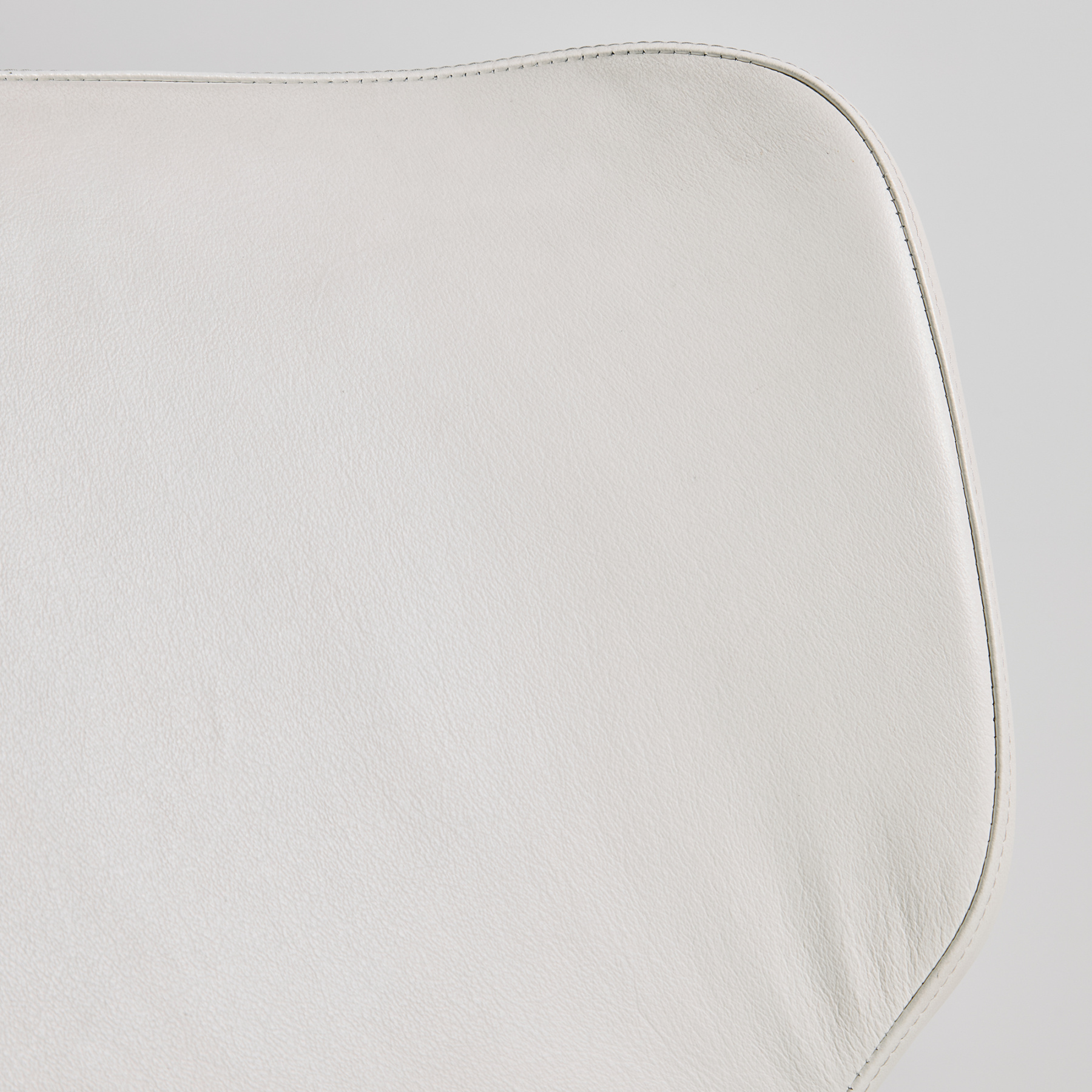 Tonon bőr fotel - Image 15