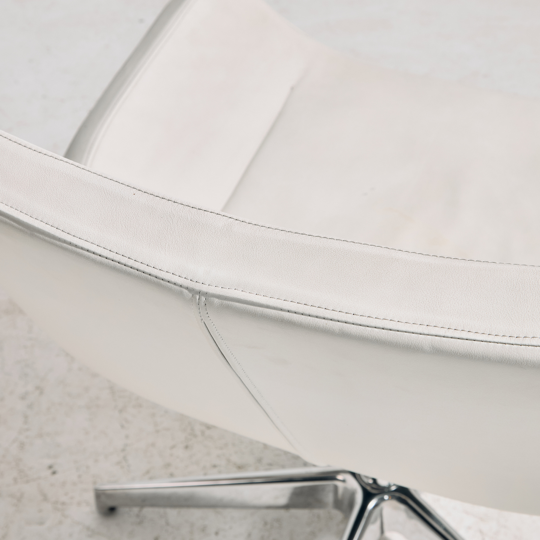 Tonon bőr fotel - Image 7