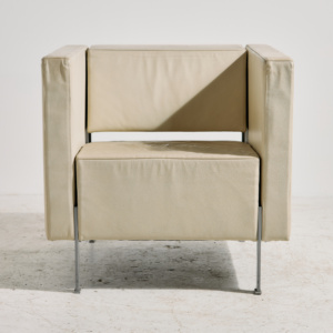 Kinnarps leather armchair