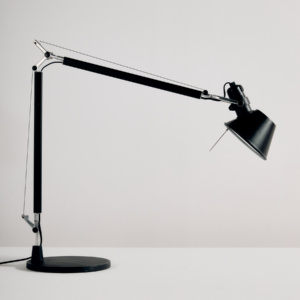 Michele De Lucchi és Giancarlo Fassina Tolomeo asztali lámpa