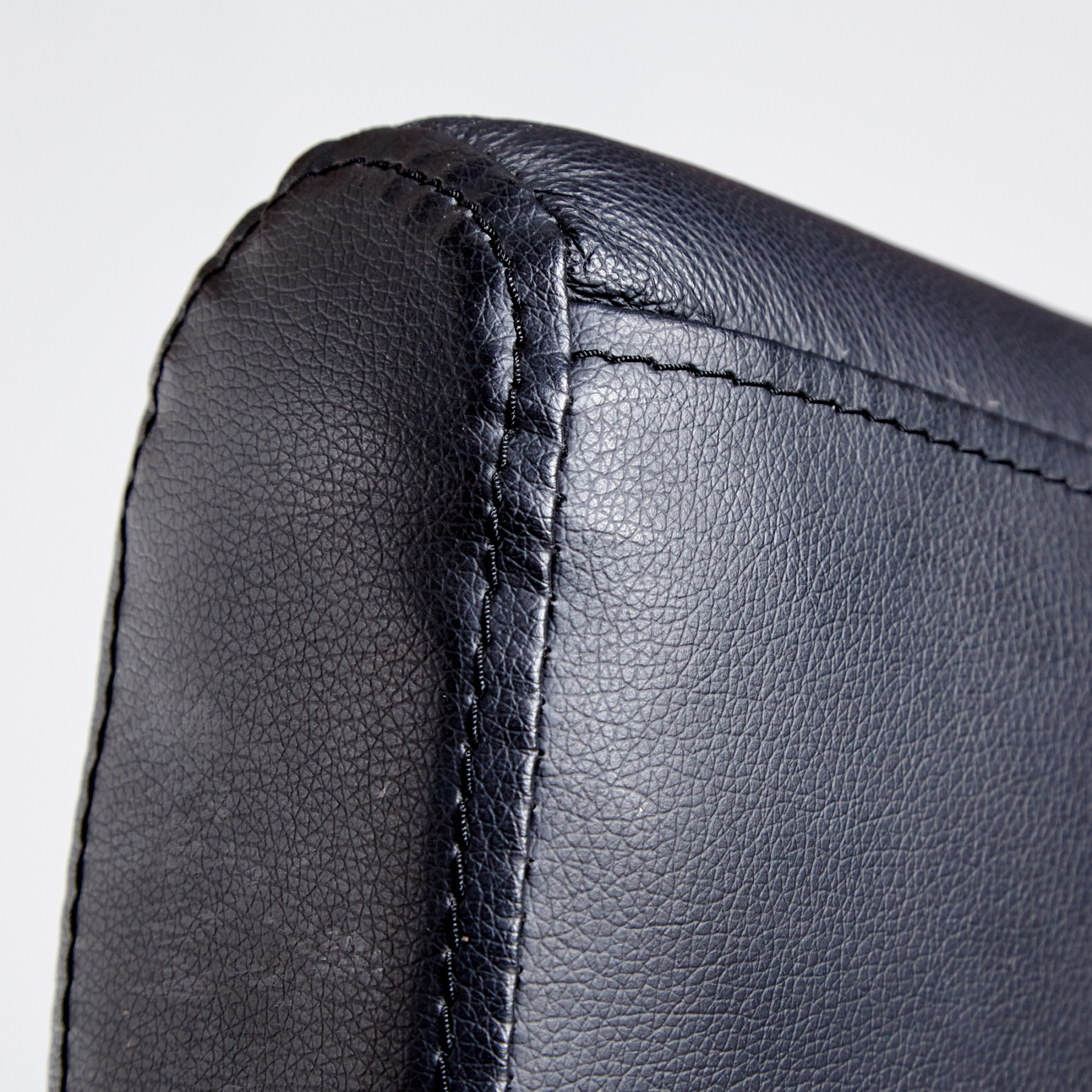 Steel armchair with leather upholstery - Image 12