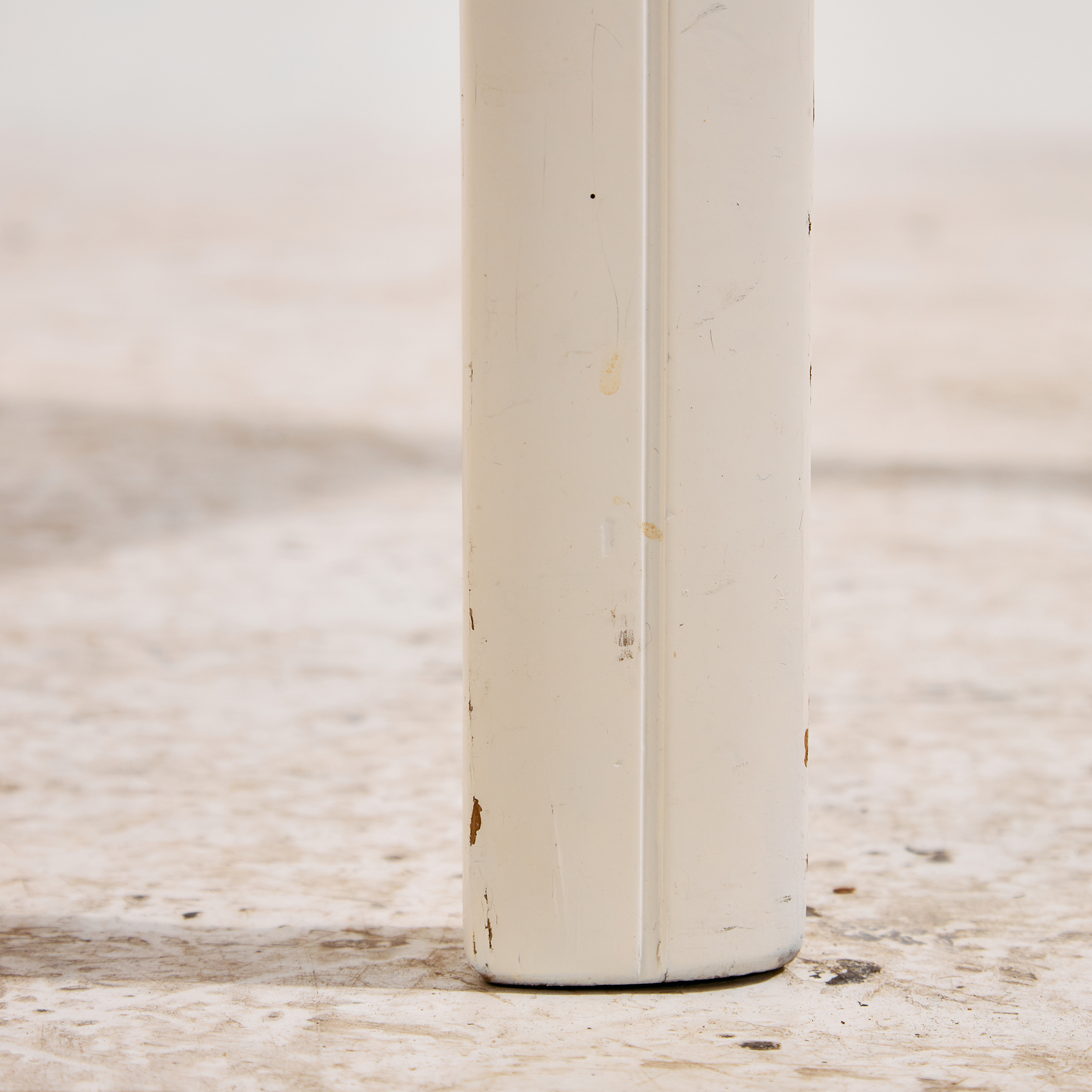 Fa és üveg dohányzóasztal - Image 4