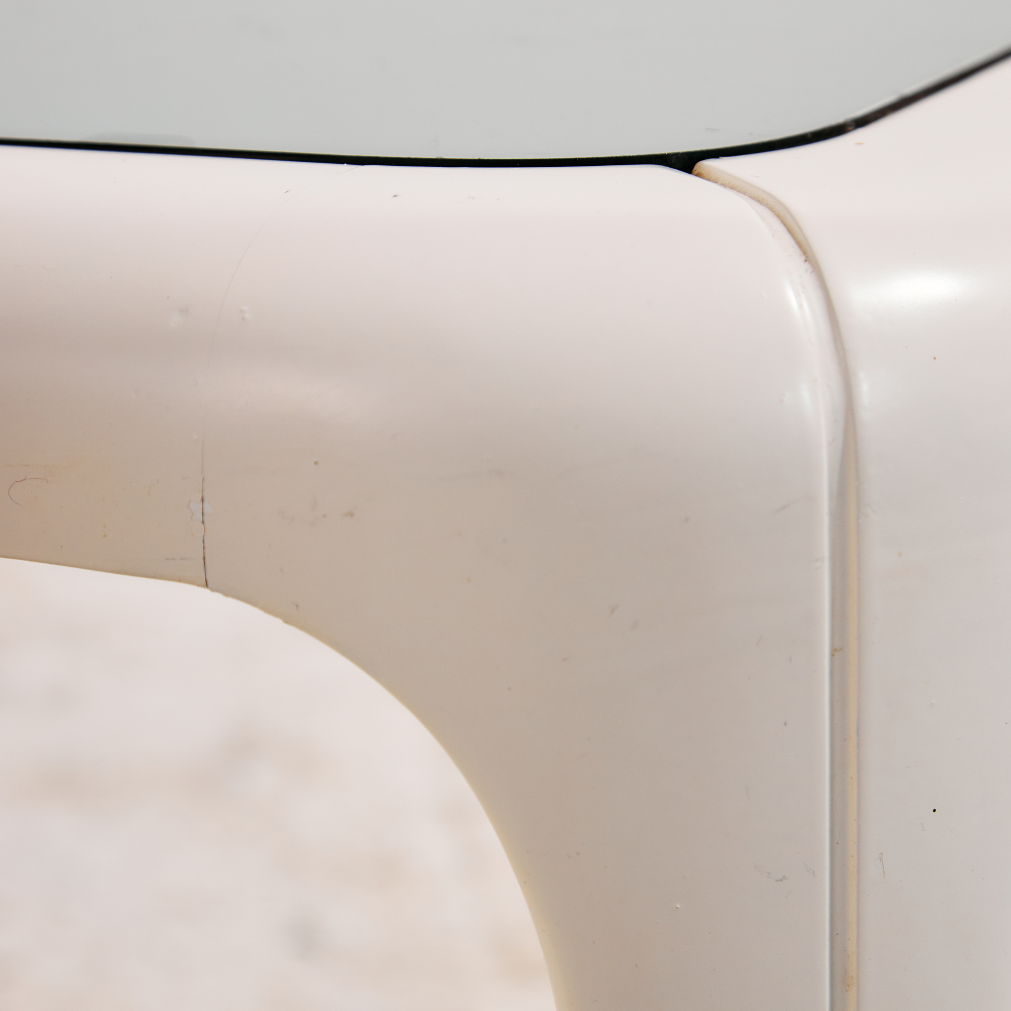 Fa és üveg dohányzóasztal - Image 6